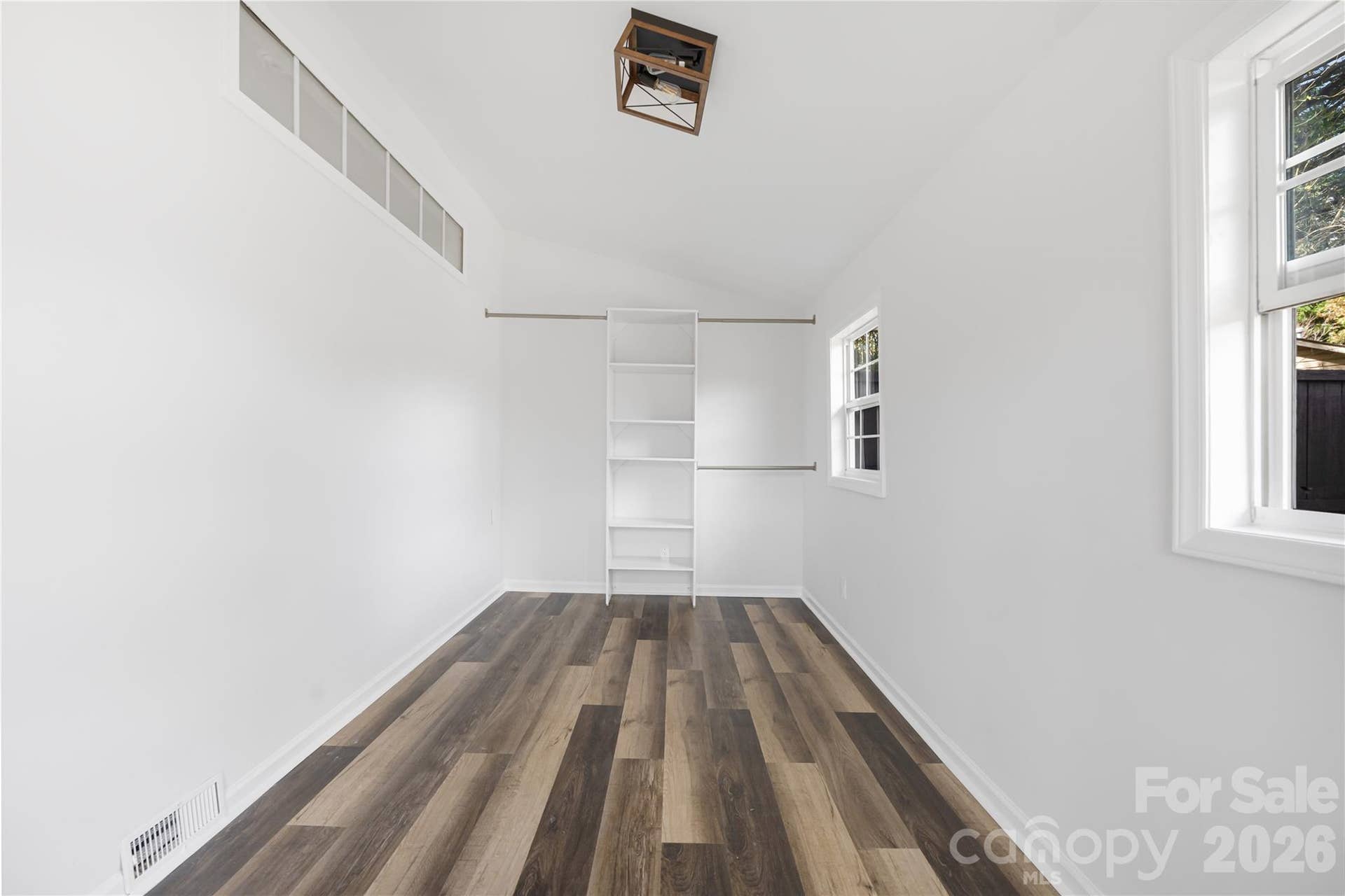 203 Ewing Drive, Belmont, NC 28012 203 Ewing Drive, Belmont, NC 28012