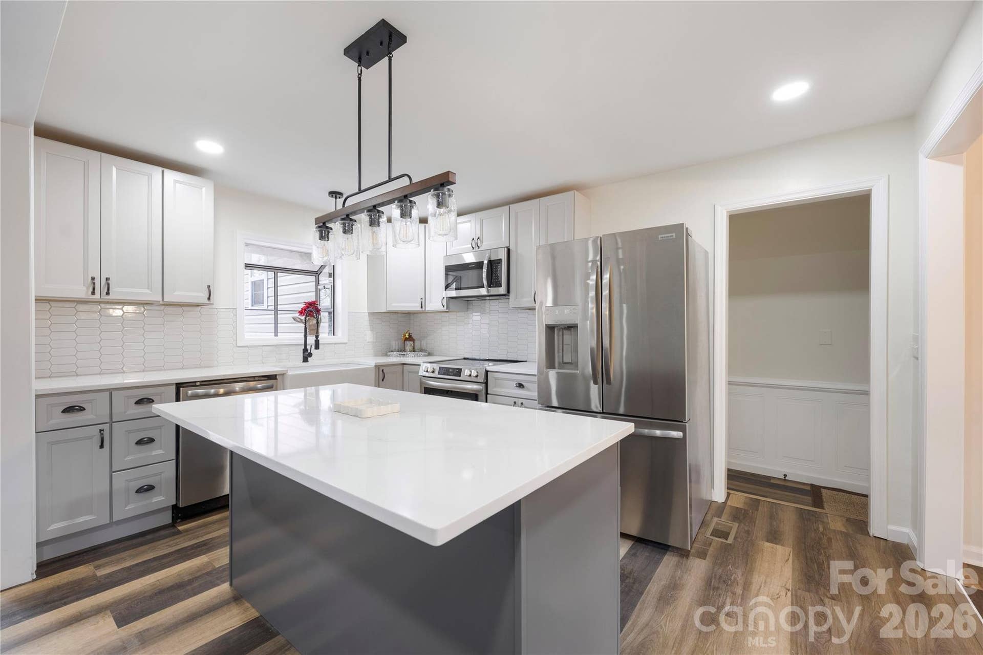 203 Ewing Drive, Belmont, NC 28012 203 Ewing Drive, Belmont, NC 28012