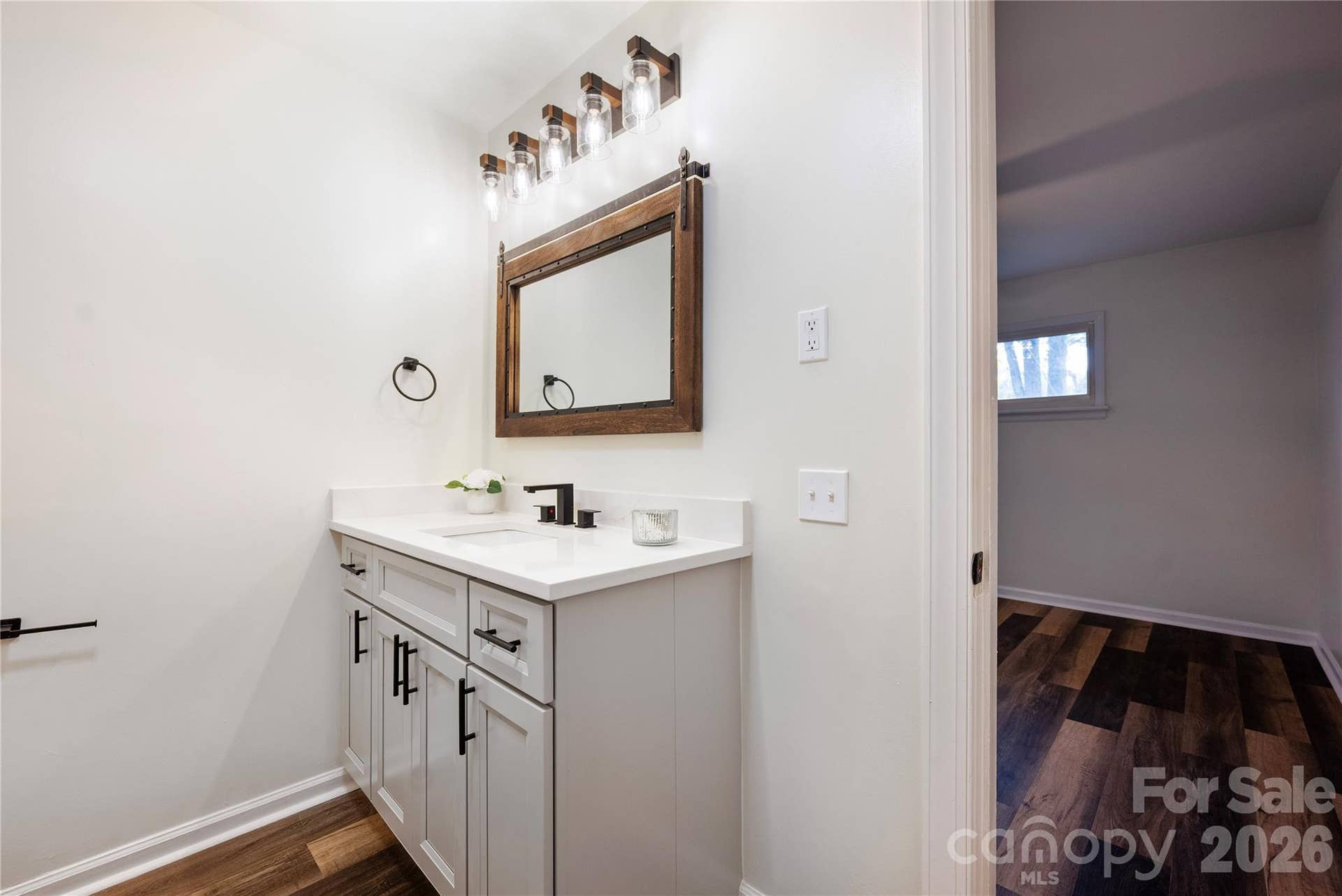 203 Ewing Drive, Belmont, NC 28012 203 Ewing Drive, Belmont, NC 28012