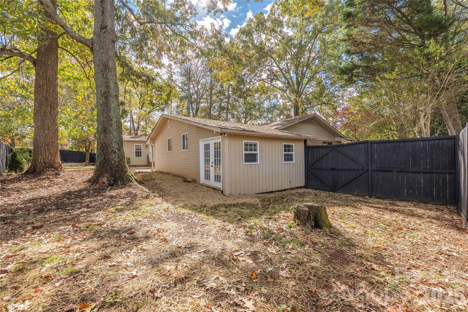 203 Ewing Drive, Belmont, NC 28012 203 Ewing Drive, Belmont, NC 28012
