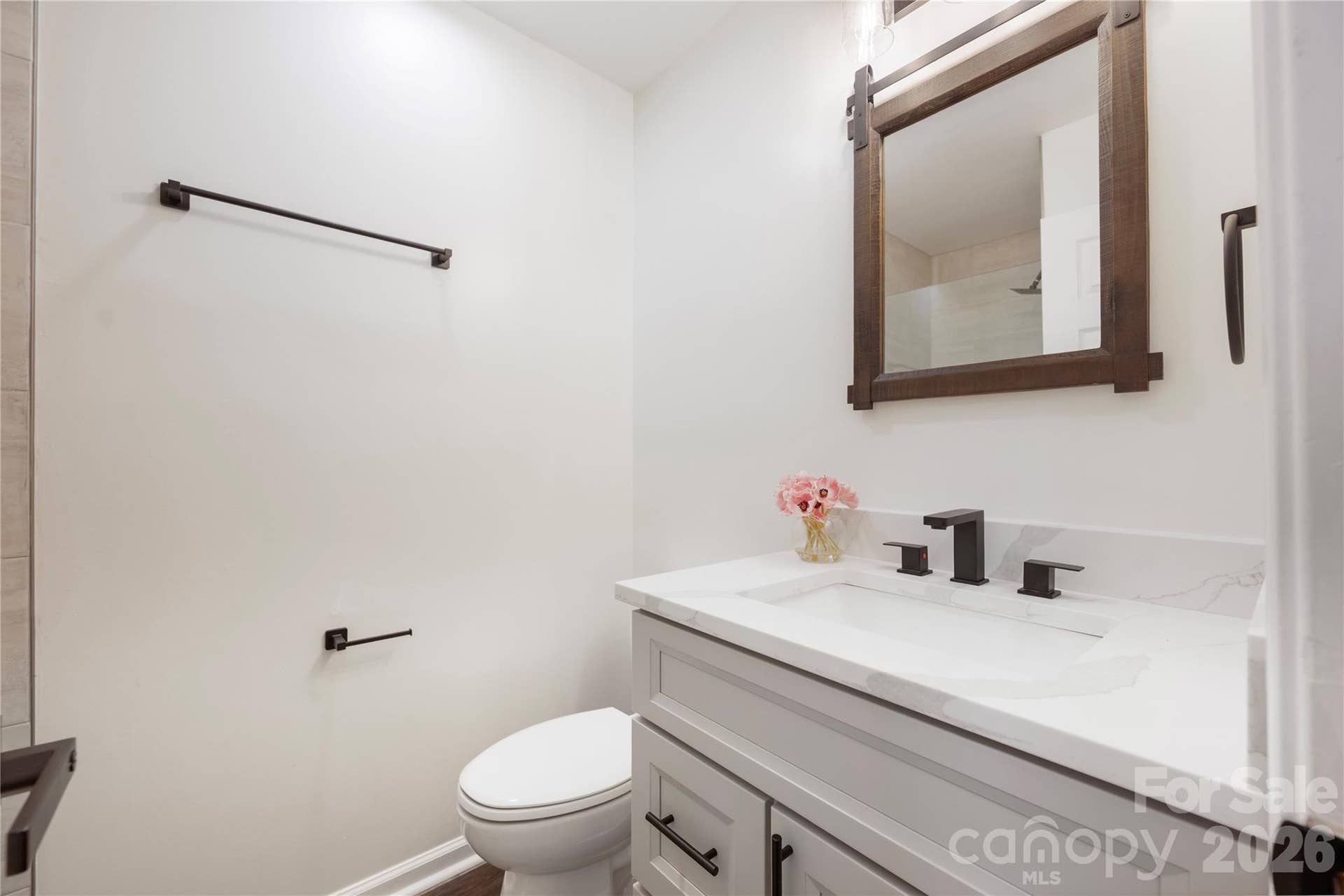 203 Ewing Drive, Belmont, NC 28012 203 Ewing Drive, Belmont, NC 28012