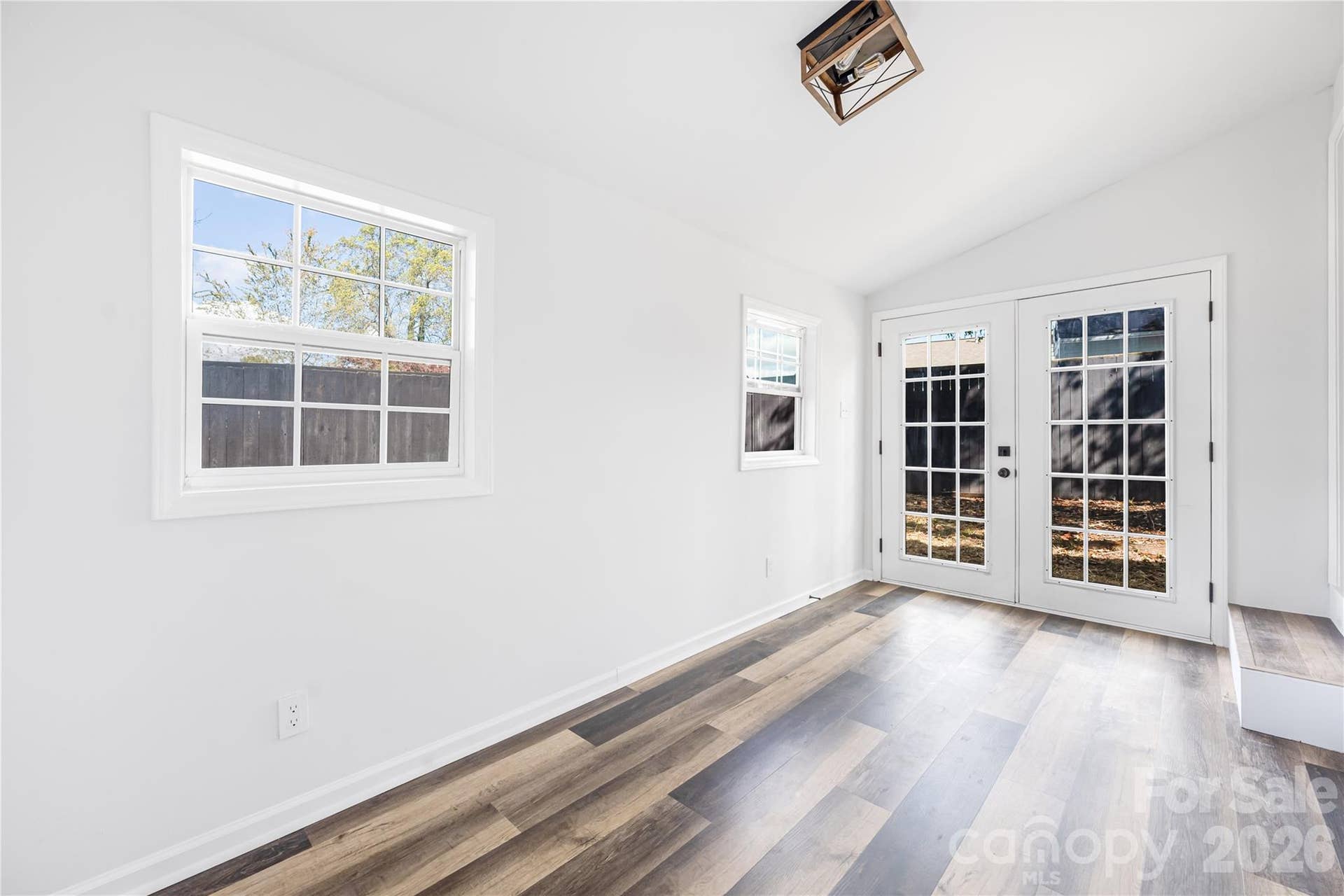 203 Ewing Drive, Belmont, NC 28012 203 Ewing Drive, Belmont, NC 28012