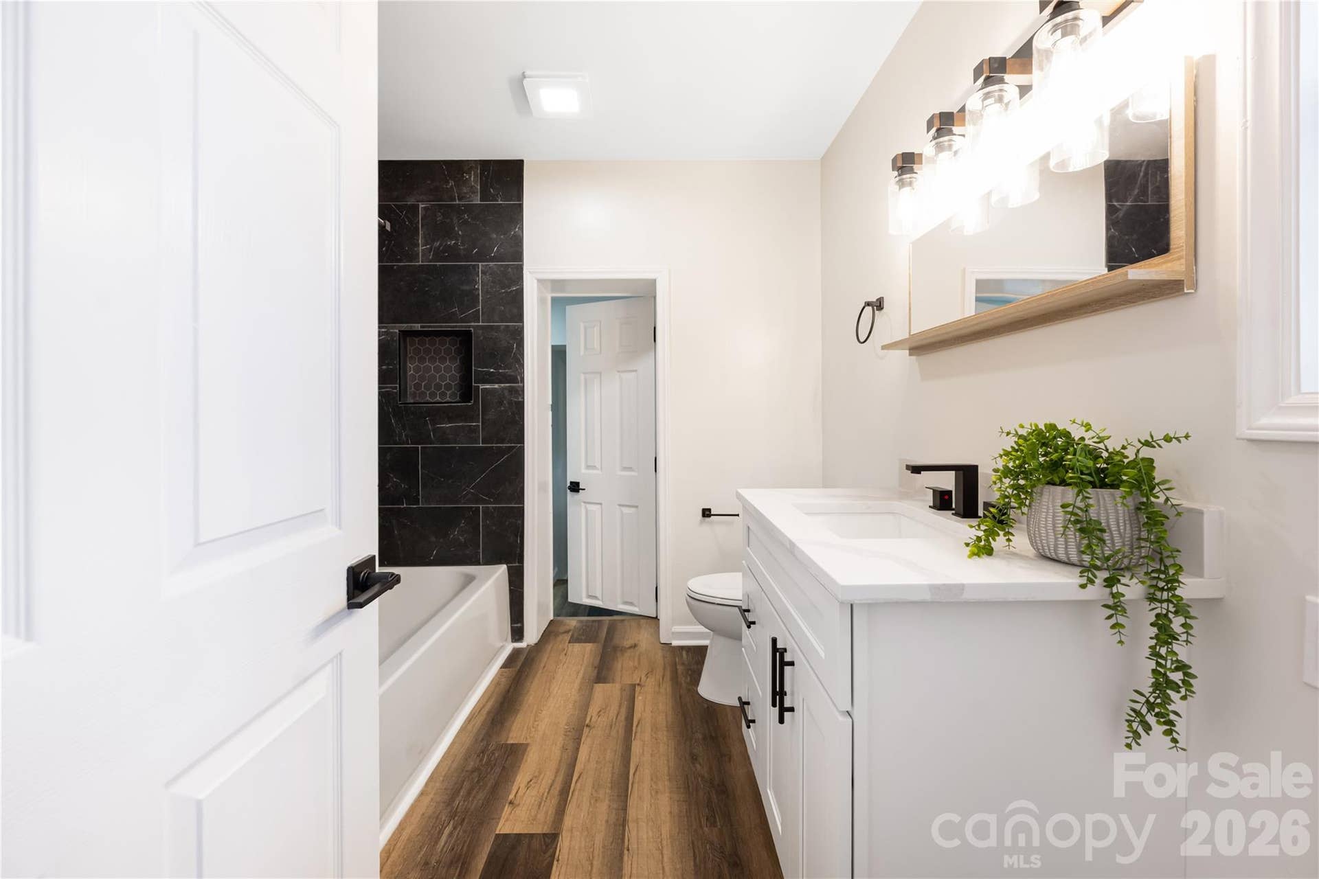 203 Ewing Drive, Belmont, NC 28012 203 Ewing Drive, Belmont, NC 28012
