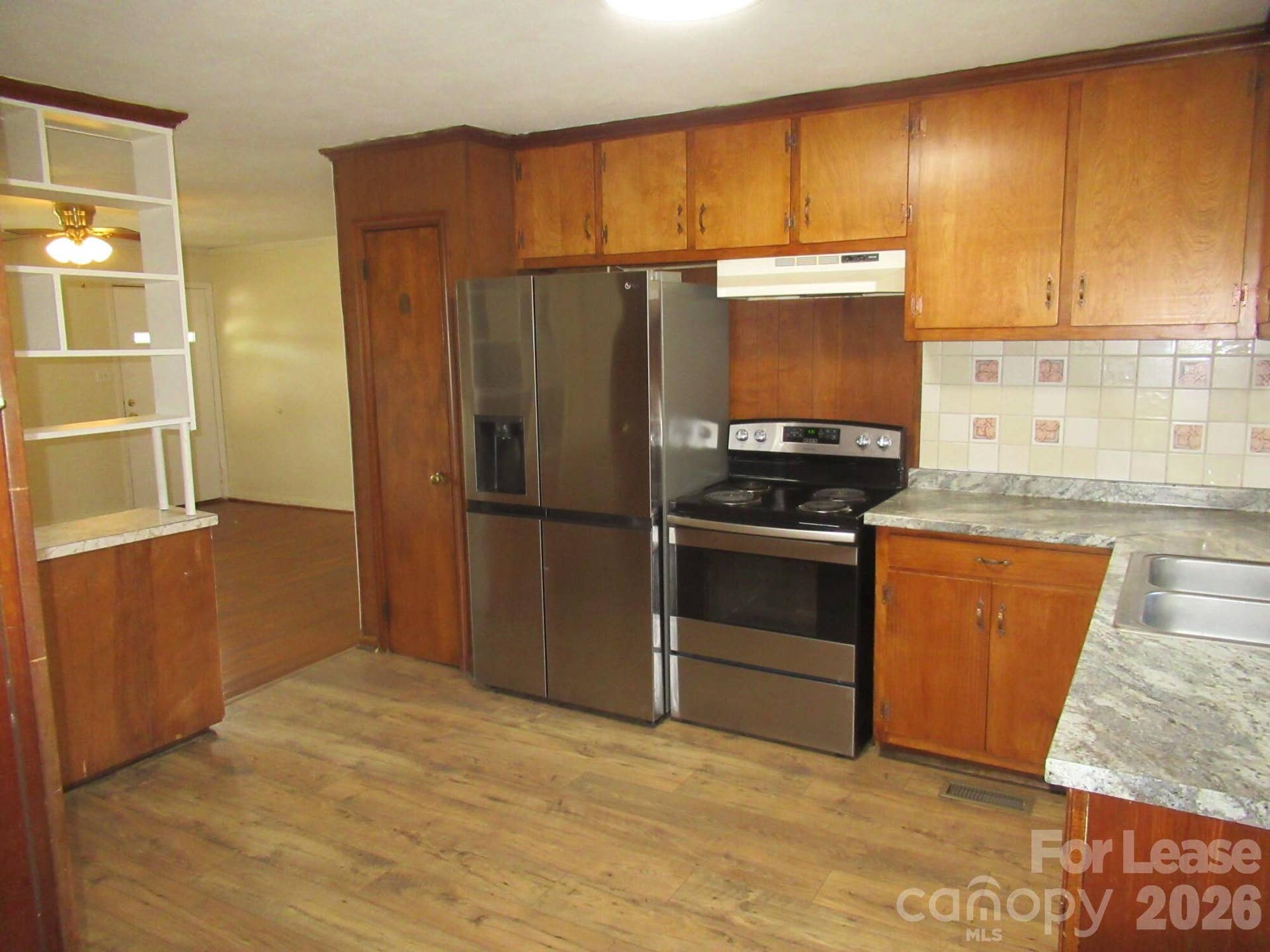 2084 Shuford Road, Lincolnton, NC 28092 Kitchen