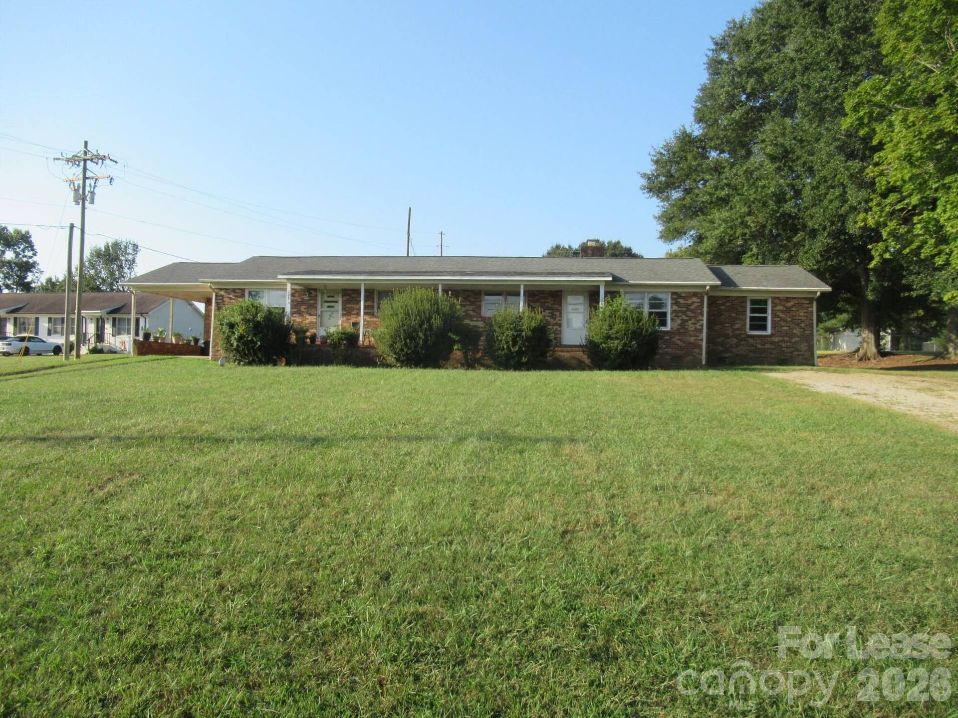 2084 Shuford Road, Lincolnton, NC 28092 Front Center View