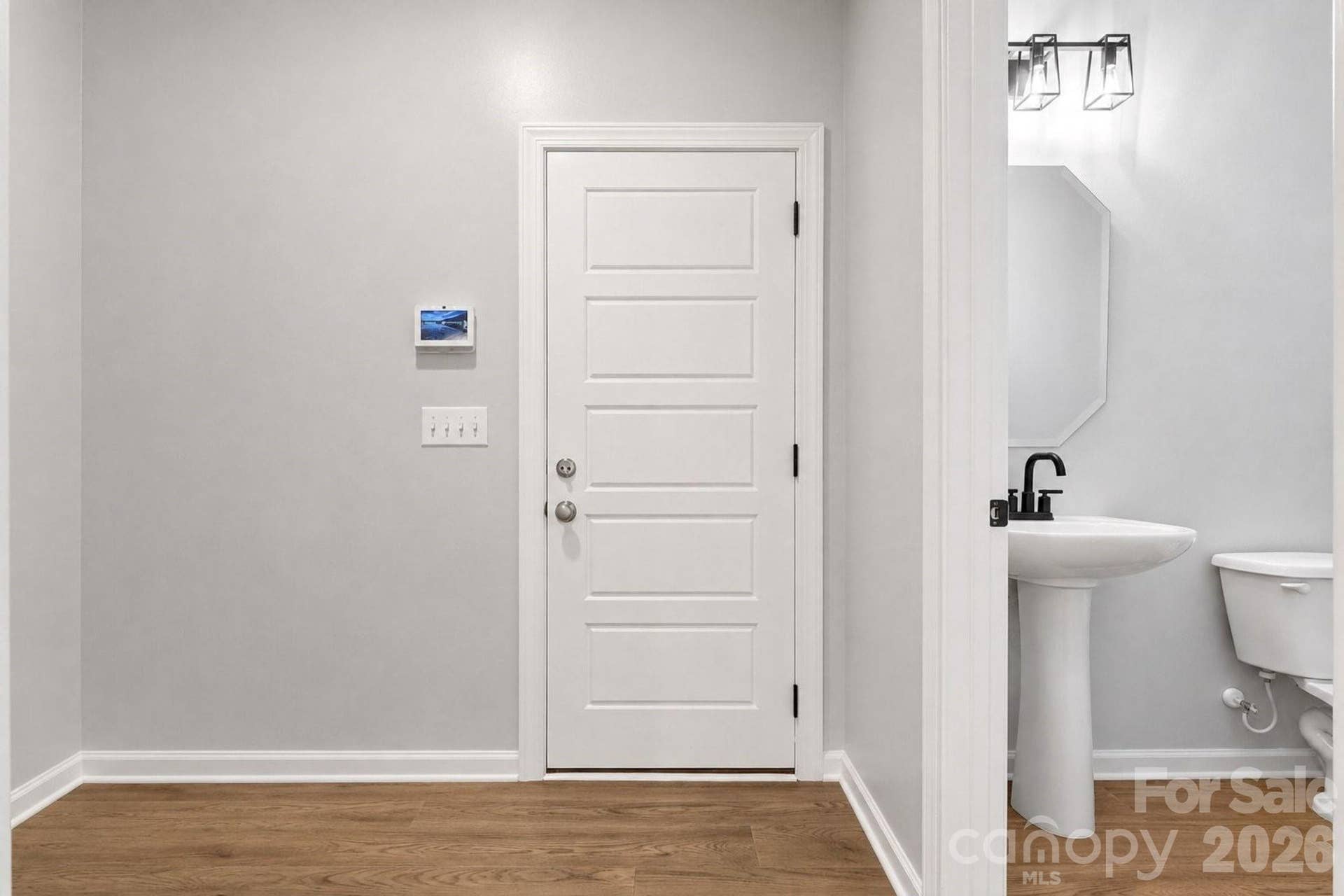 5005 Painswick Place, Charlotte, NC 28215 5005 Painswick Place, Charlotte, NC 28215