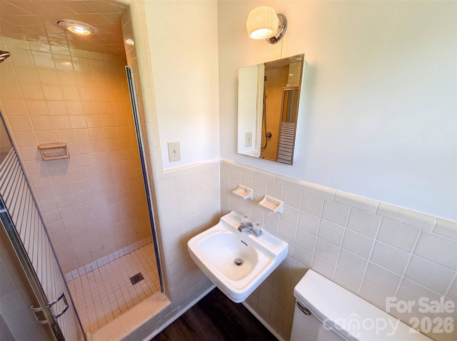 8901 Hood Road, Charlotte, NC 28215 8901 Hood Road, Charlotte, NC 28215