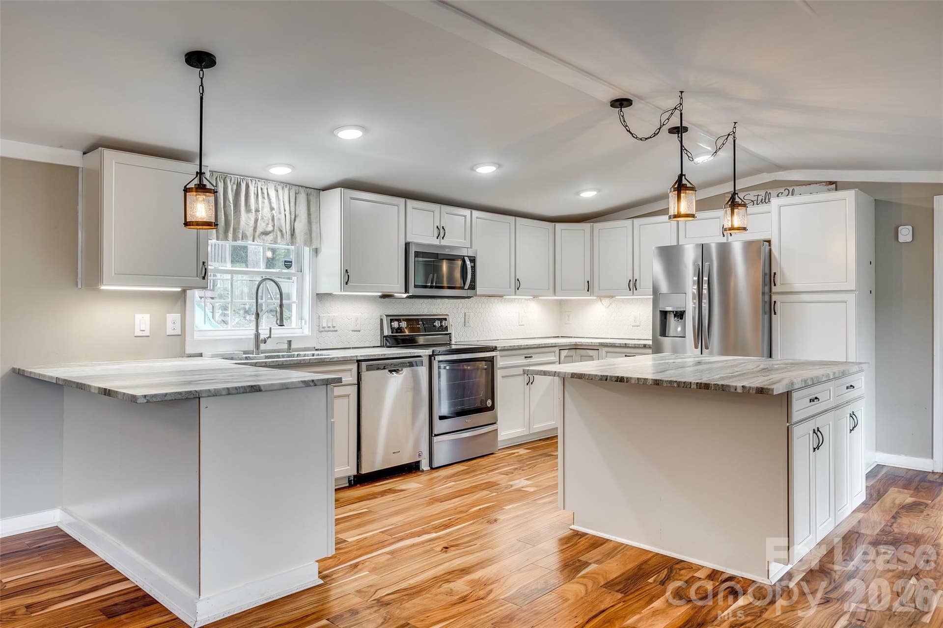 7274 Charlotte Highway, Indian Land, SC 29707 7274 Charlotte Highway, Indian Land, SC 29707