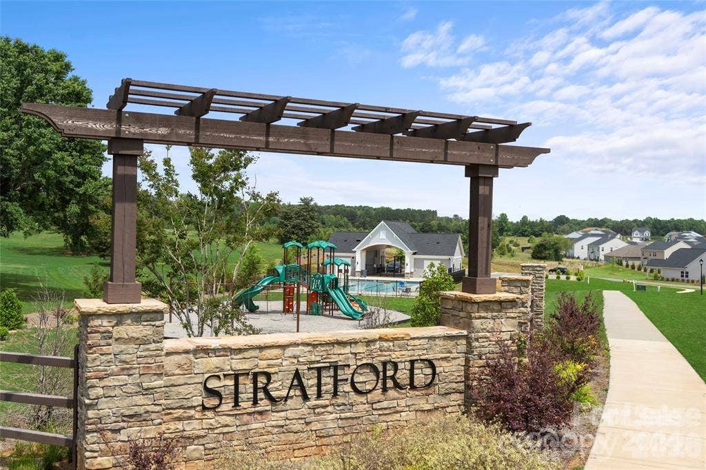 3174 Laurel Brook Drive, Denver, NC 28037 3174 Laurel Brook Drive, Denver, NC 28037