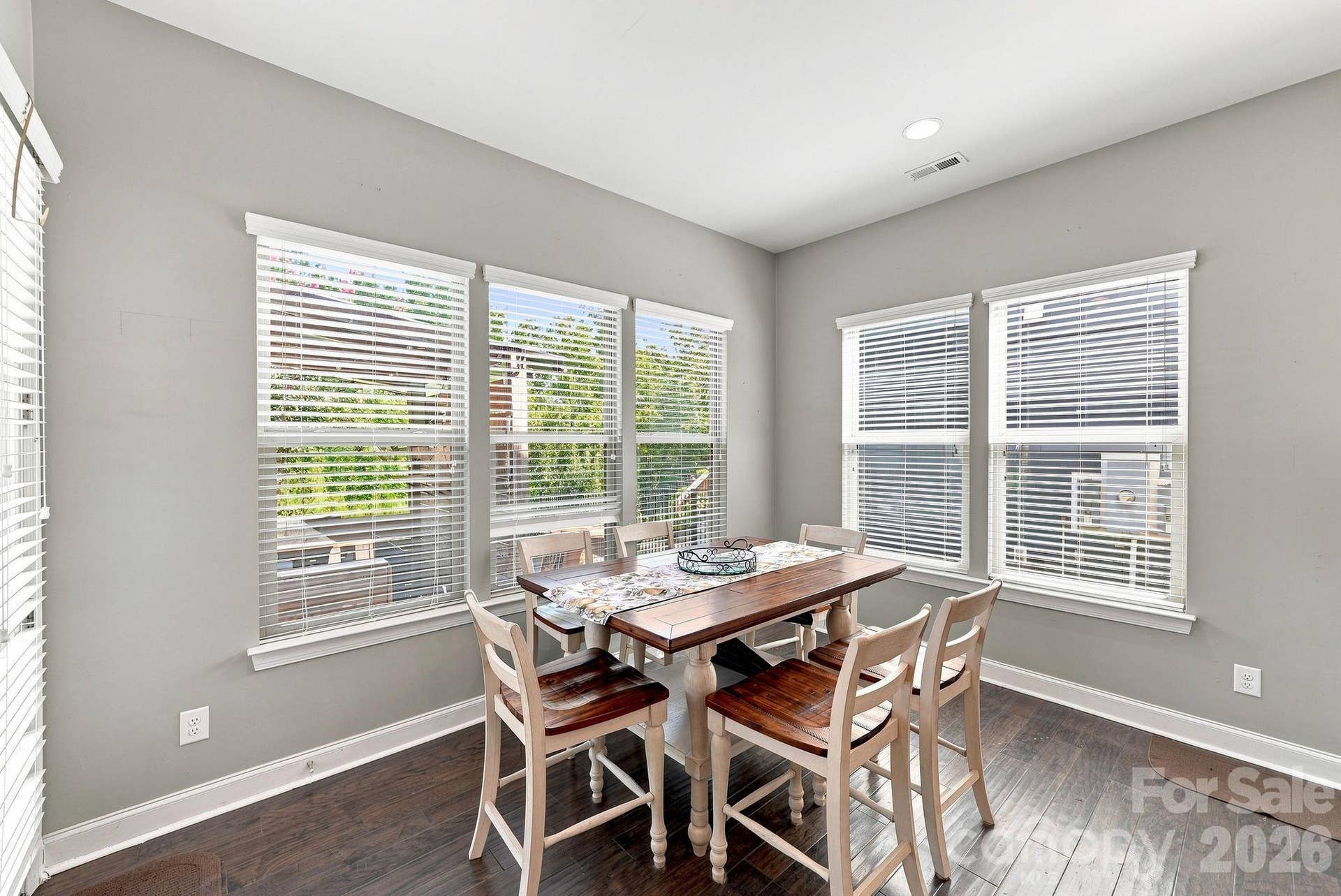 Bright dining area off kitchen