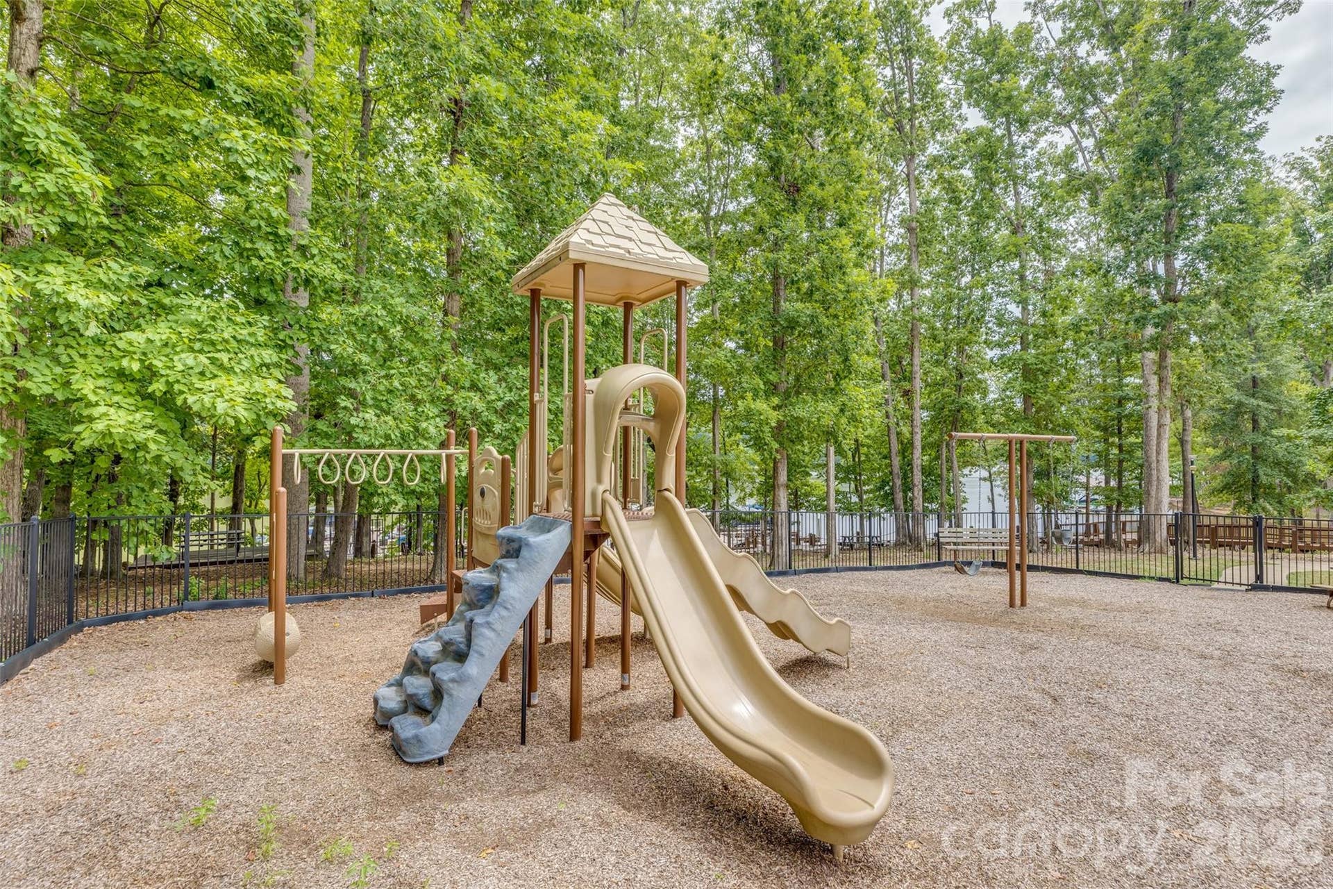 8632 Sequoia Grove Lane, Charlotte, NC 28214 8632 Sequoia Grove Lane, Charlotte, NC 28214