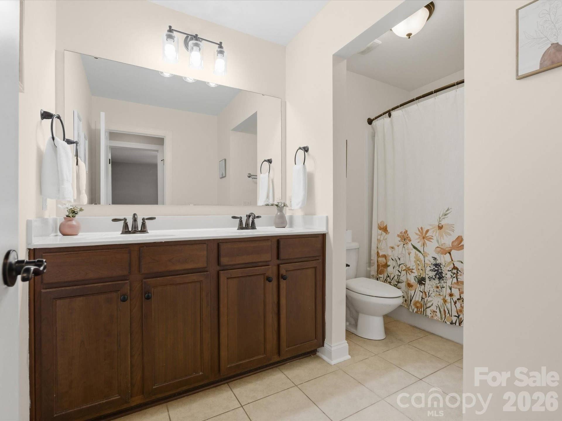 5105 Saint Clair Street, Fort Mill, SC 29715 5105 Saint Clair Street, Fort Mill, SC 29715