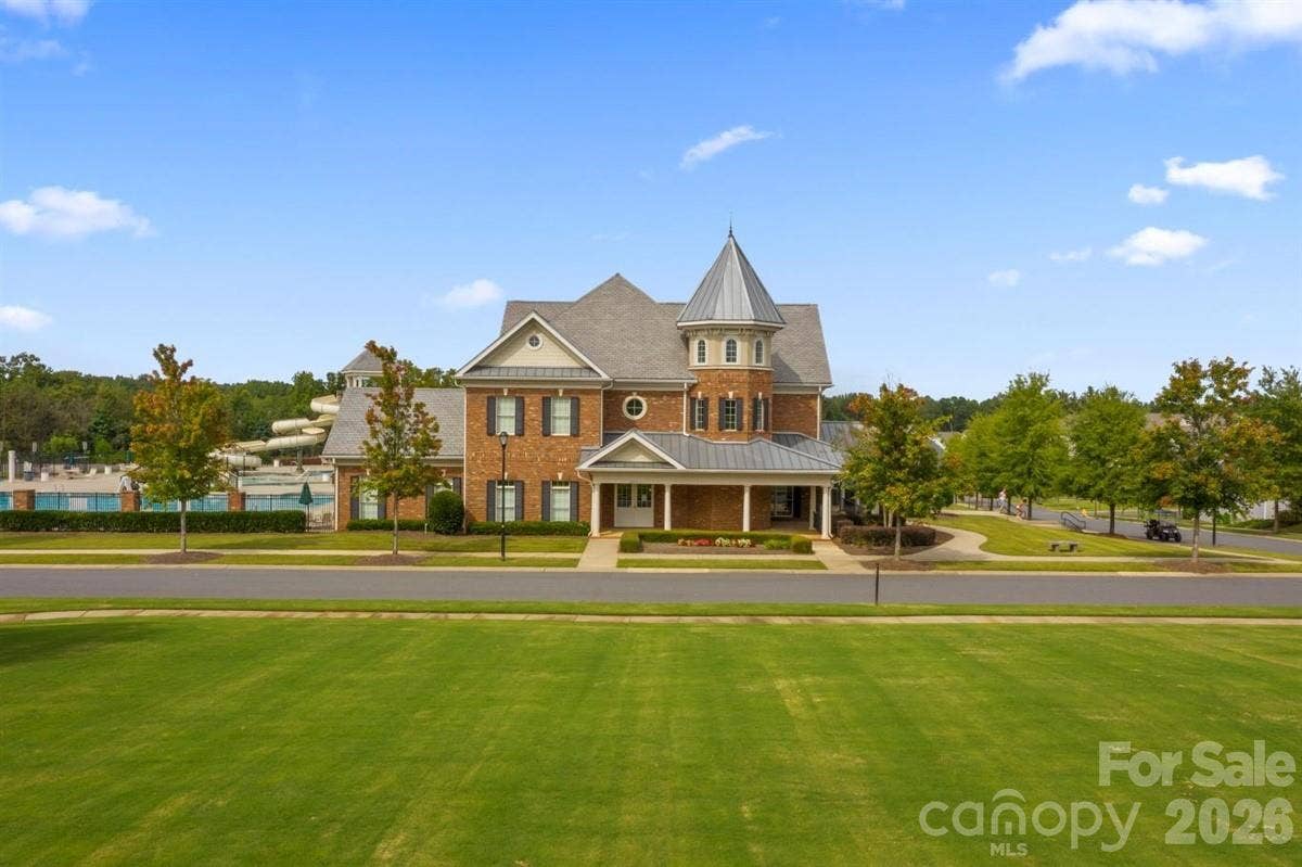 5105 Saint Clair Street, Fort Mill, SC 29715 5105 Saint Clair Street, Fort Mill, SC 29715