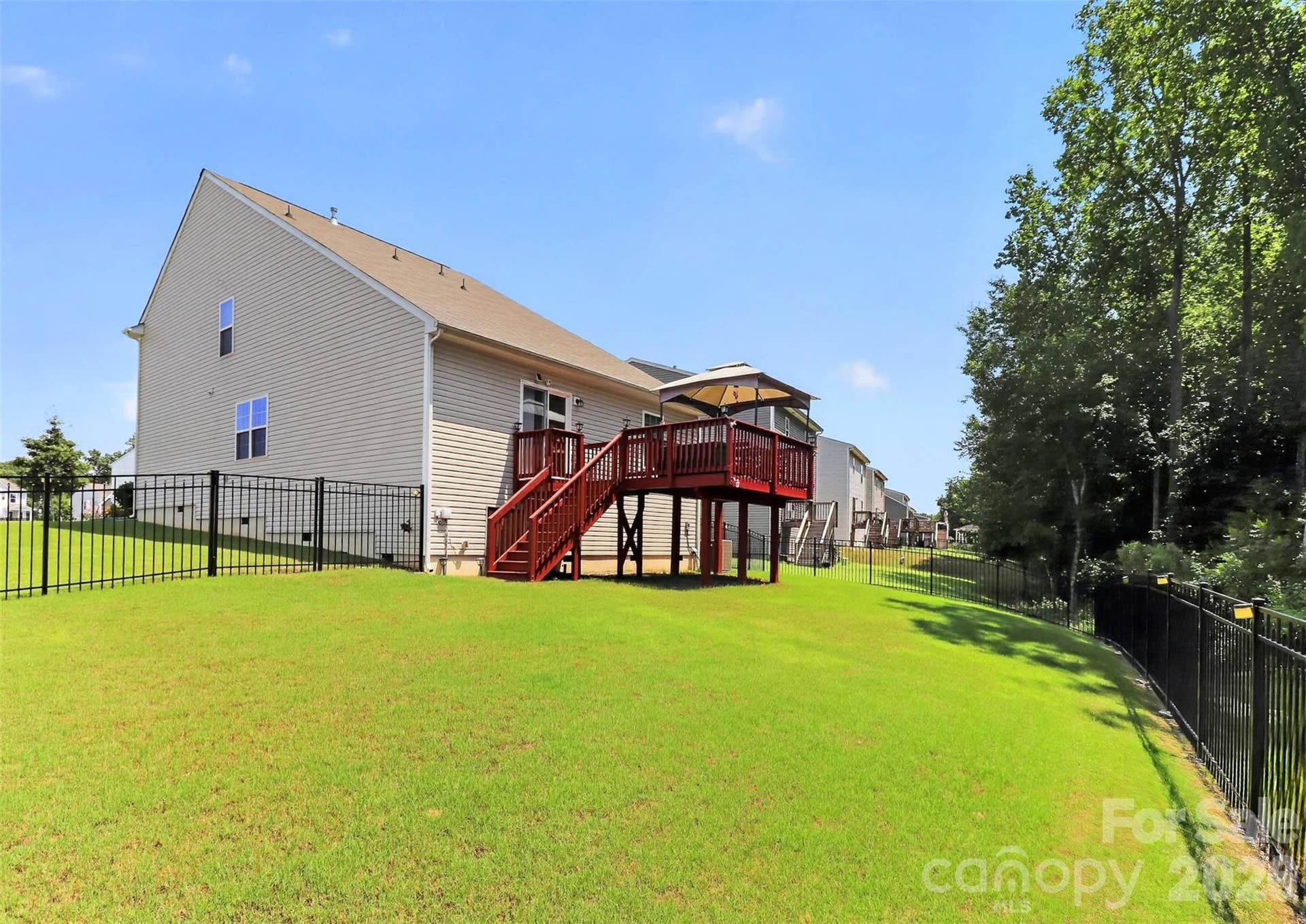 1051 Ava Trail Lane, Clover, SC 29710 Privacy