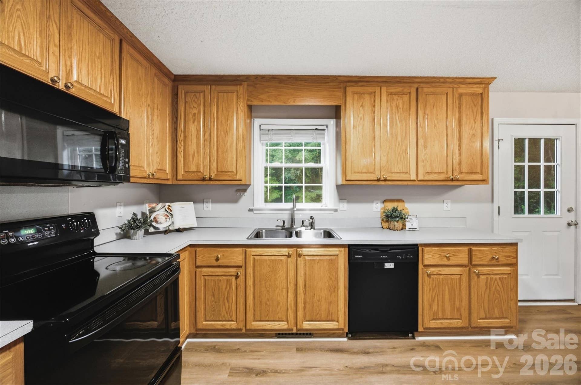 600 Blossom Hill Road, Lincolnton, NC 28092 600 Blossom Hill Road, Lincolnton, NC 28092