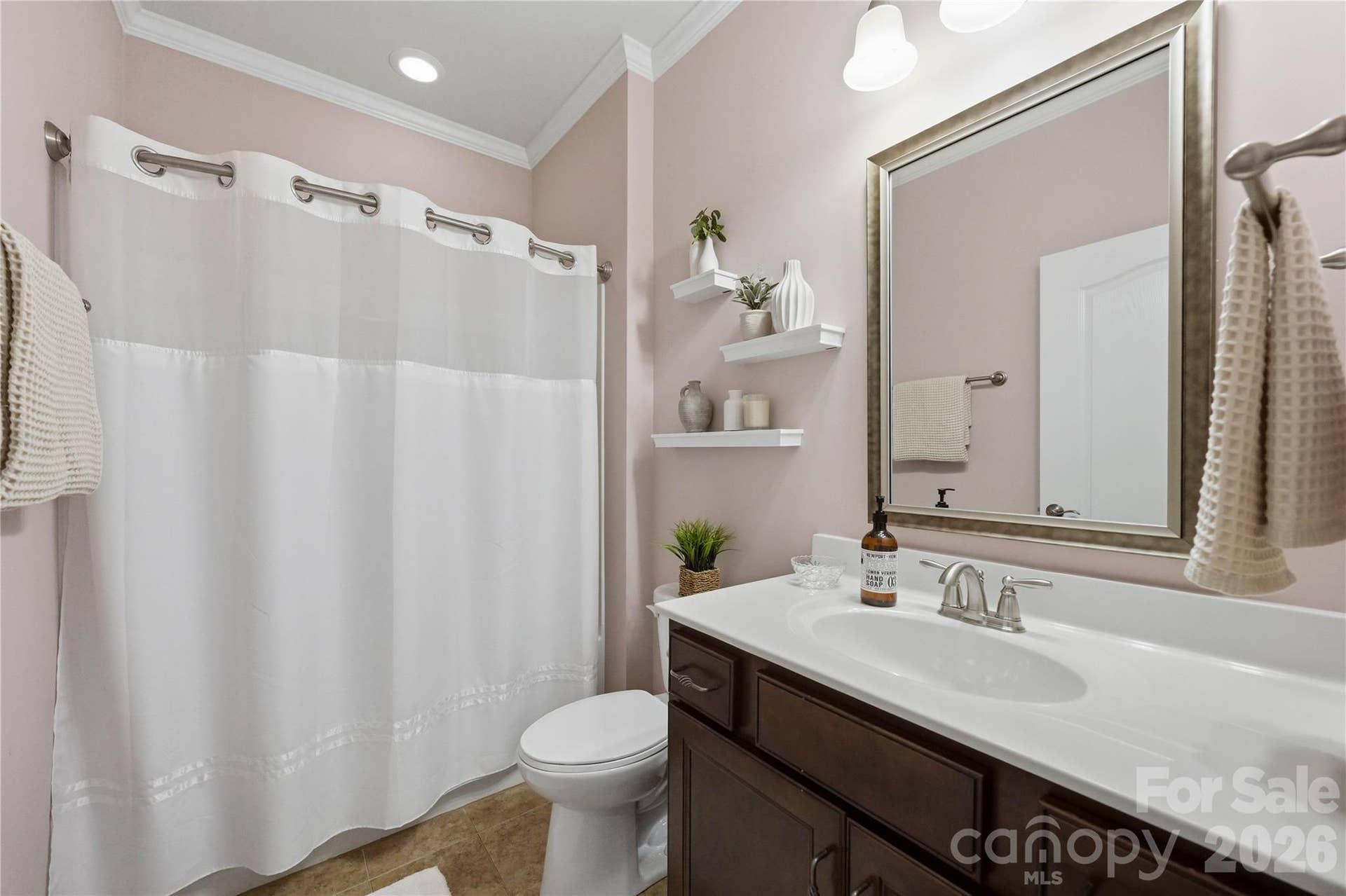 313 Harvest Valley Lane, Fort Mill, SC 29715 313 Harvest Valley Lane, Fort Mill, SC 29715