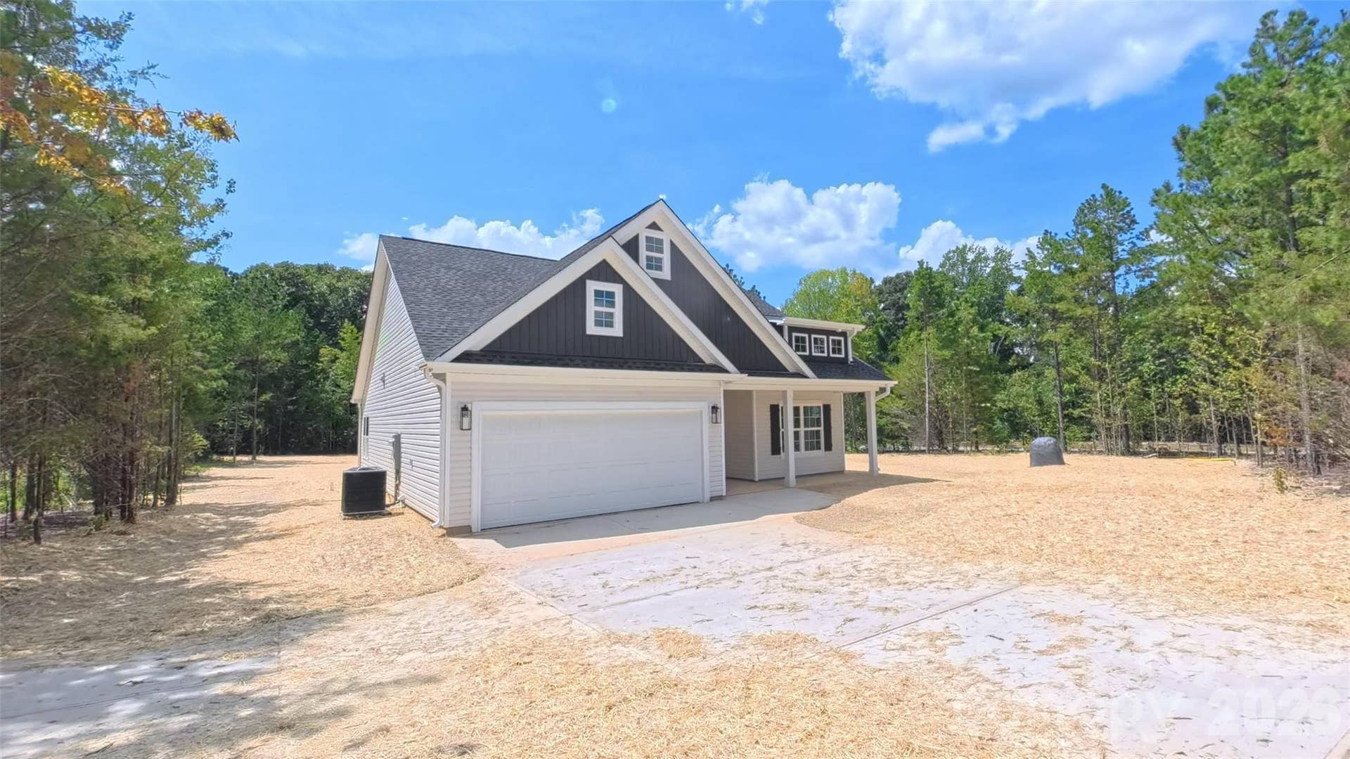 3111 Meadowcrest Drive, Clover, SC 29710 3111 Meadowcrest Drive, Clover, SC 29710