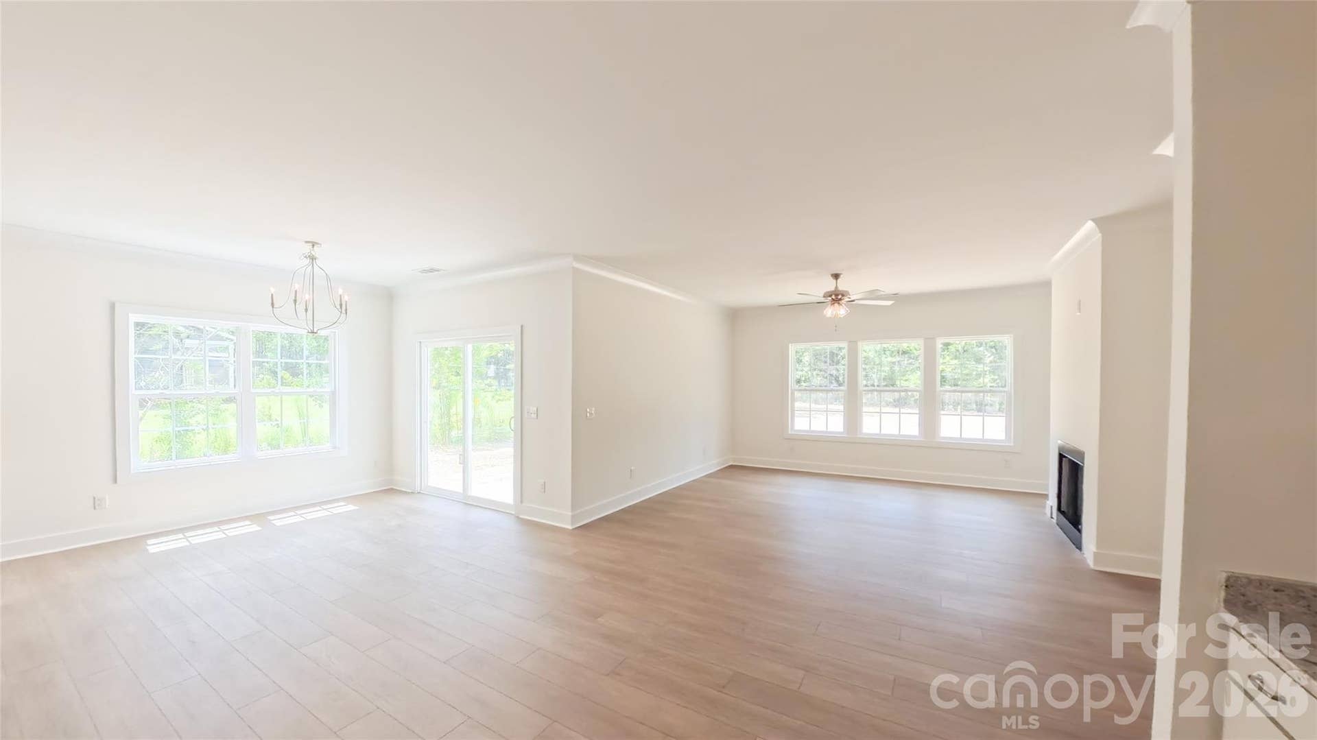 3111 Meadowcrest Drive, Clover, SC 29710 3111 Meadowcrest Drive, Clover, SC 29710
