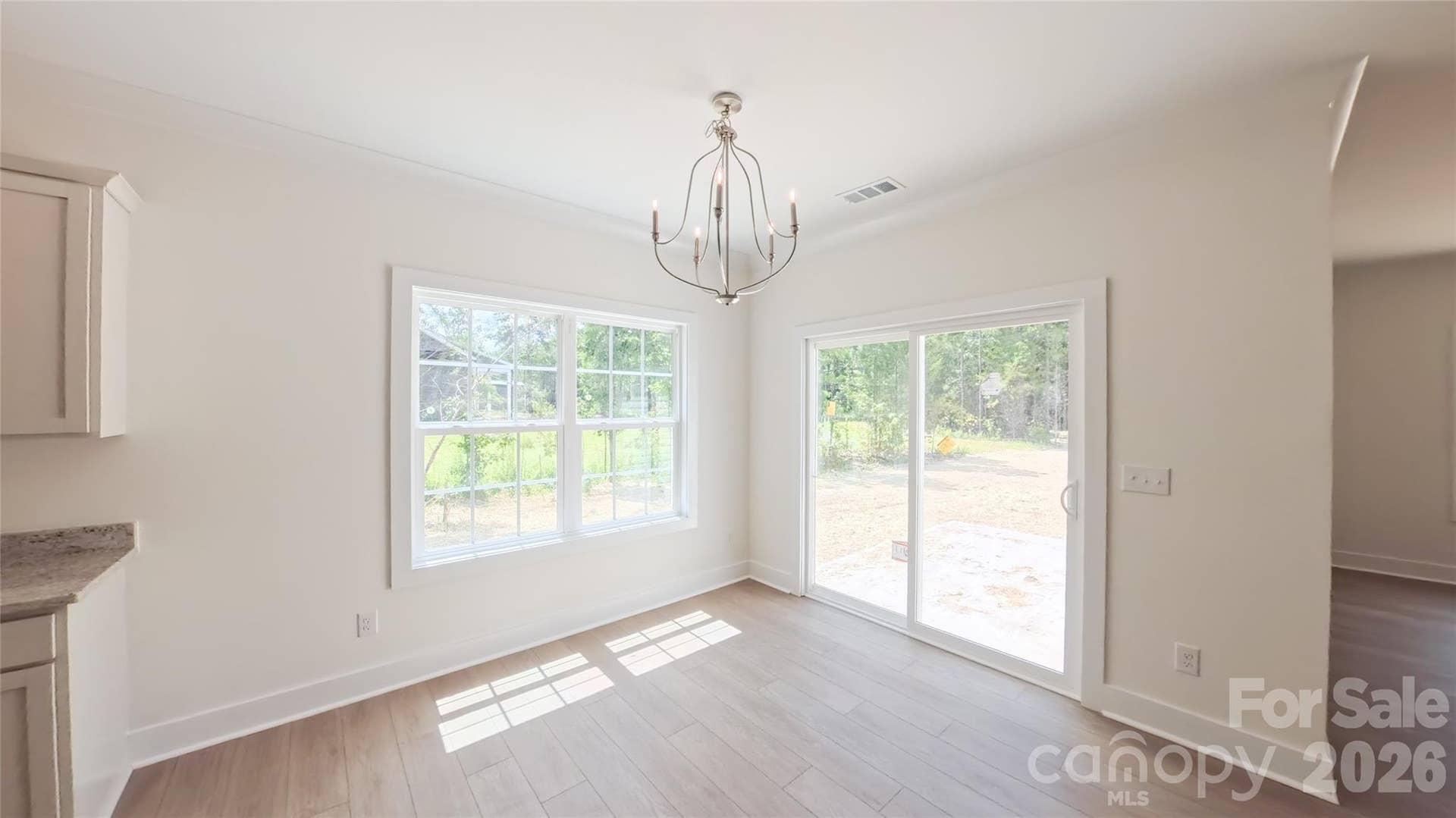3111 Meadowcrest Drive, Clover, SC 29710 3111 Meadowcrest Drive, Clover, SC 29710