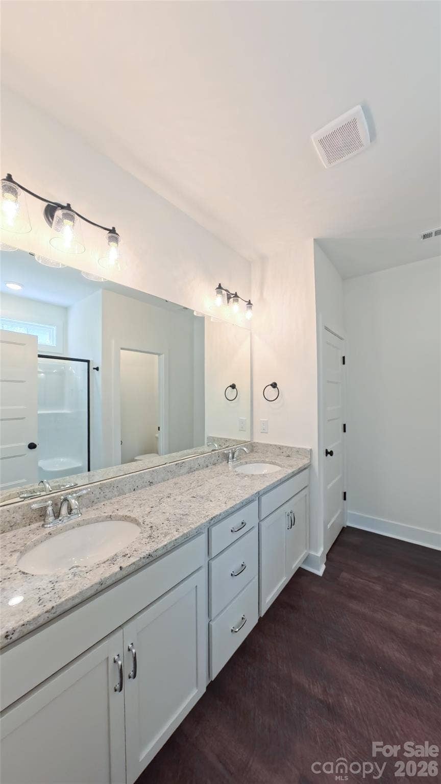 3155 Meadowcrest Drive, Clover, SC 29710 Primary Bathroom