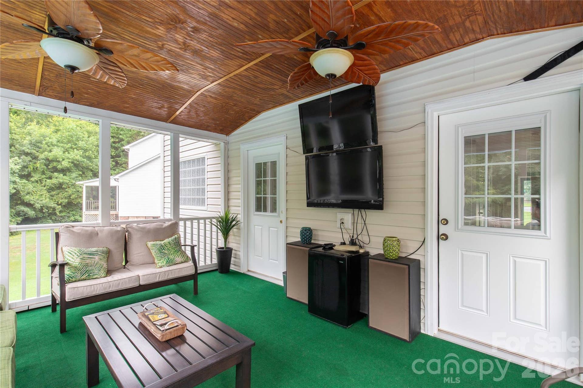 901 Clover Park Drive, Clover, SC 29710 Screened Porch