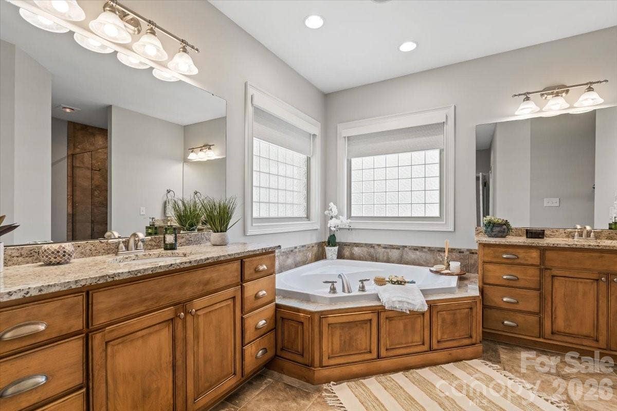 7832 Chapel Creek Drive, Denver, NC 28037 7832 Chapel Creek Drive, Denver, NC 28037