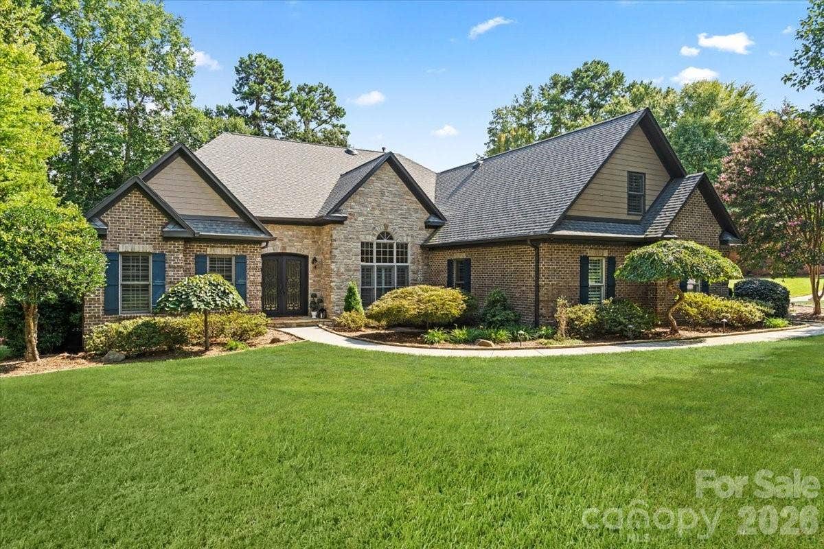 7832 Chapel Creek Drive, Denver, NC 28037 7832 Chapel Creek Drive, Denver, NC 28037