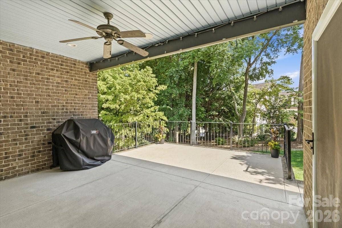 7832 Chapel Creek Drive, Denver, NC 28037 Covered Patio