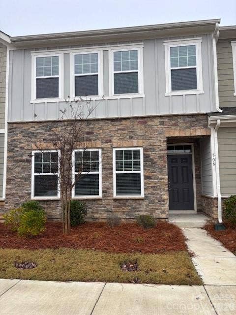 306 Sagecroft Lane, Indian Trail, NC 28079
