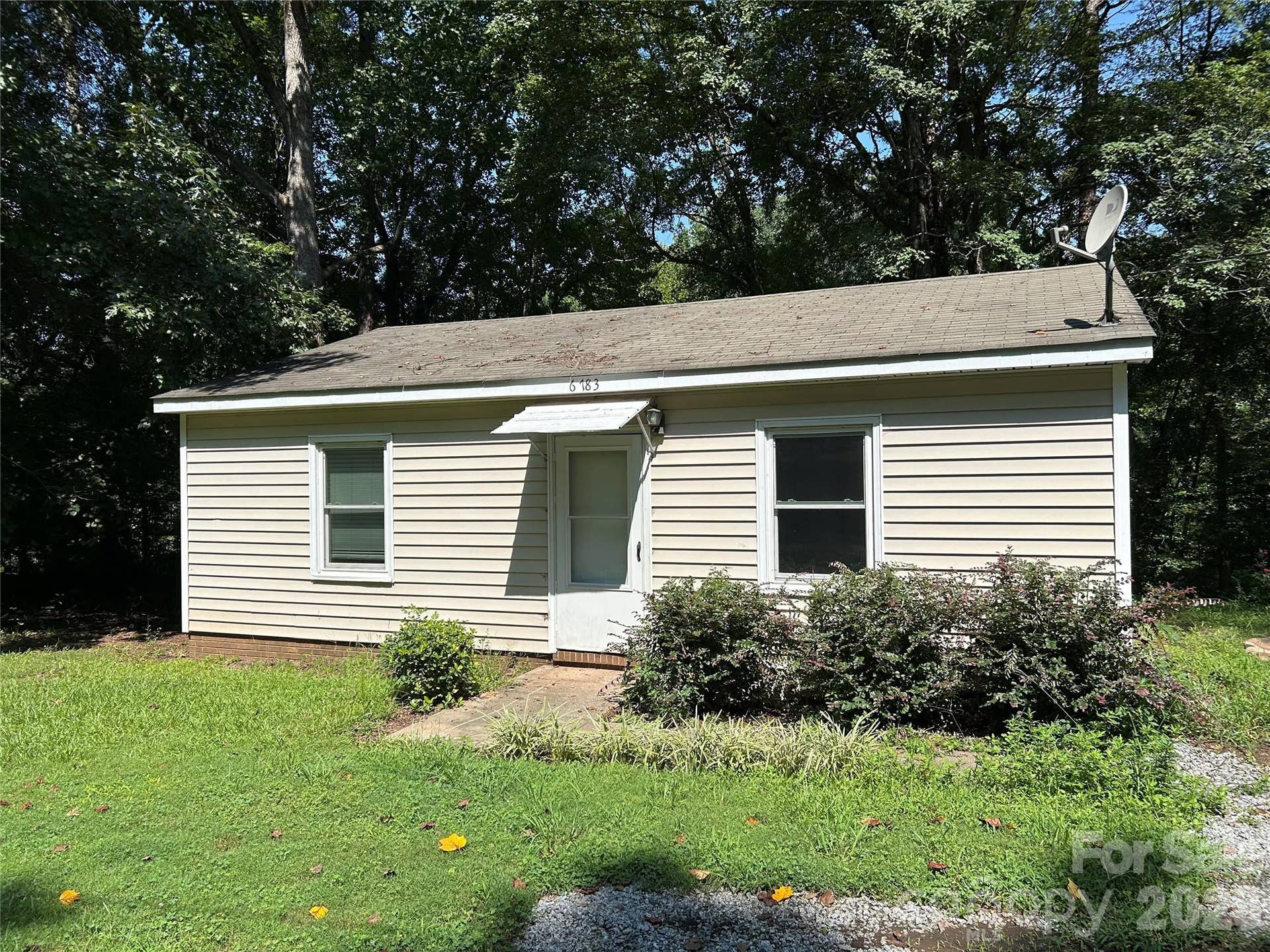 6783 Glover Lane, Stanley, NC 28164