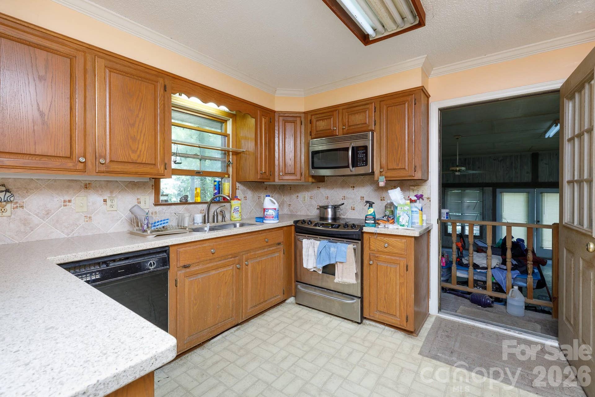 3550 Tree Line Drive, Rock Hill, SC 29732 Kitchen door leads to Bonus Room