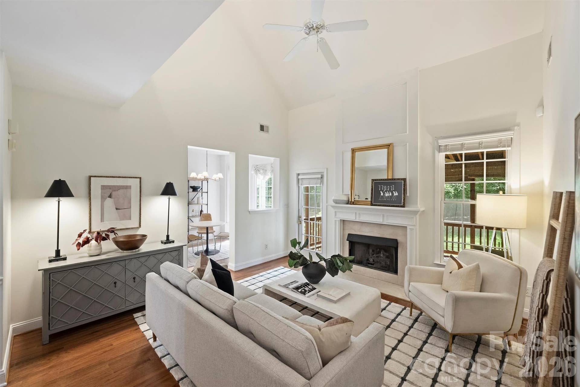 1912 Dearmon Drive, Charlotte, NC 28205