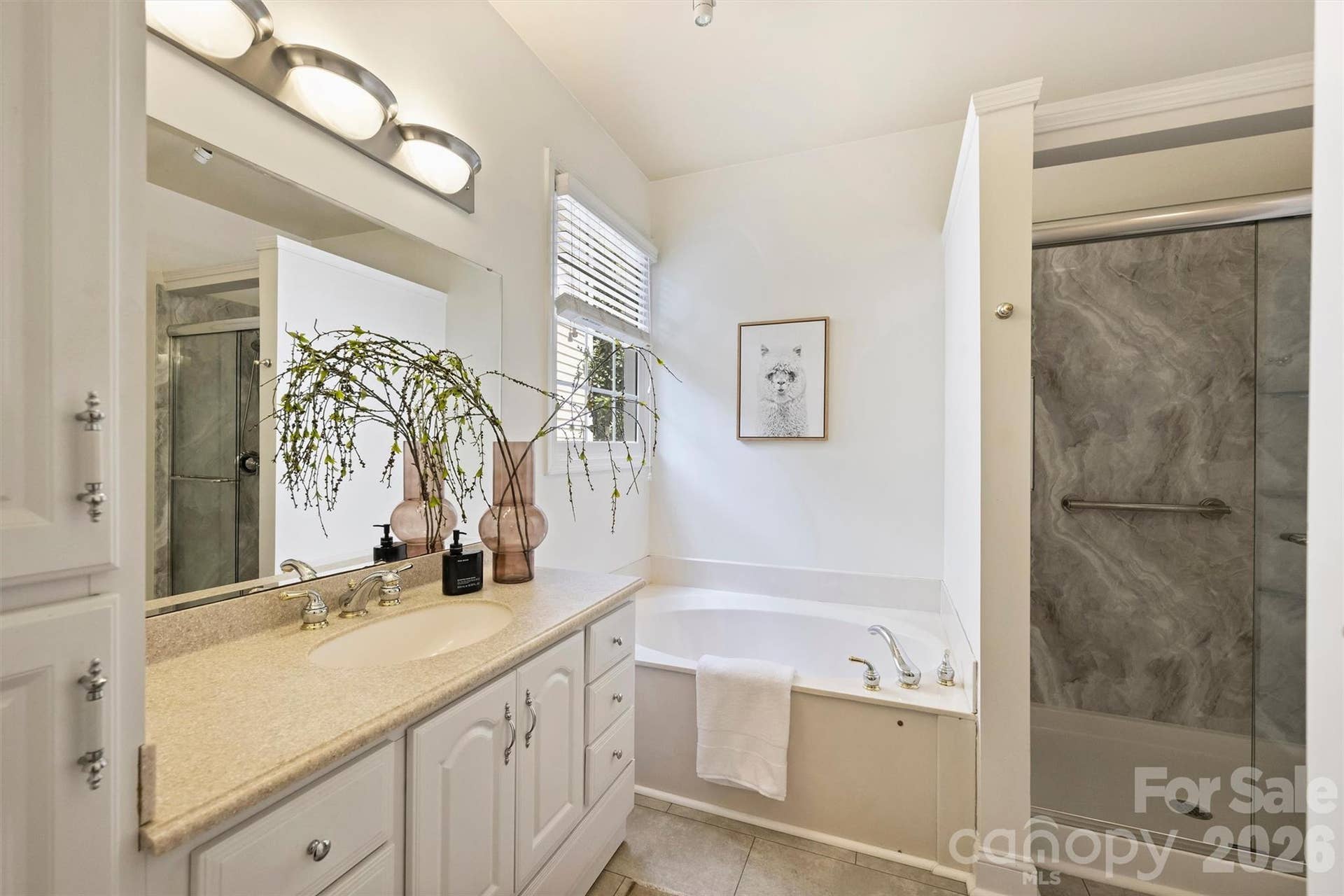 1912 Dearmon Drive, Charlotte, NC 28205