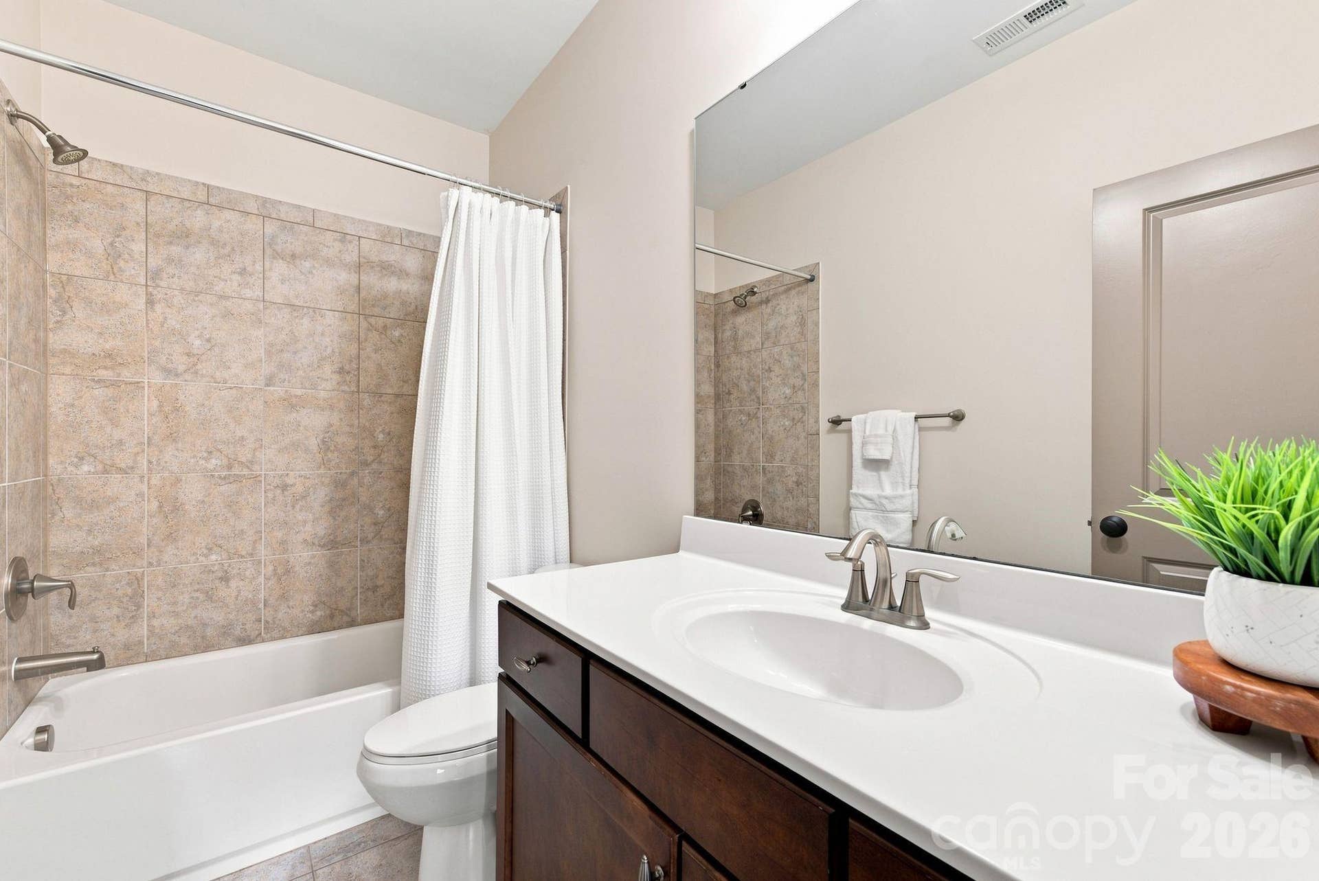 2111 Tatton Hall Road, Fort Mill, SC 29715 2111 Tatton Hall Road, Fort Mill, SC 29715