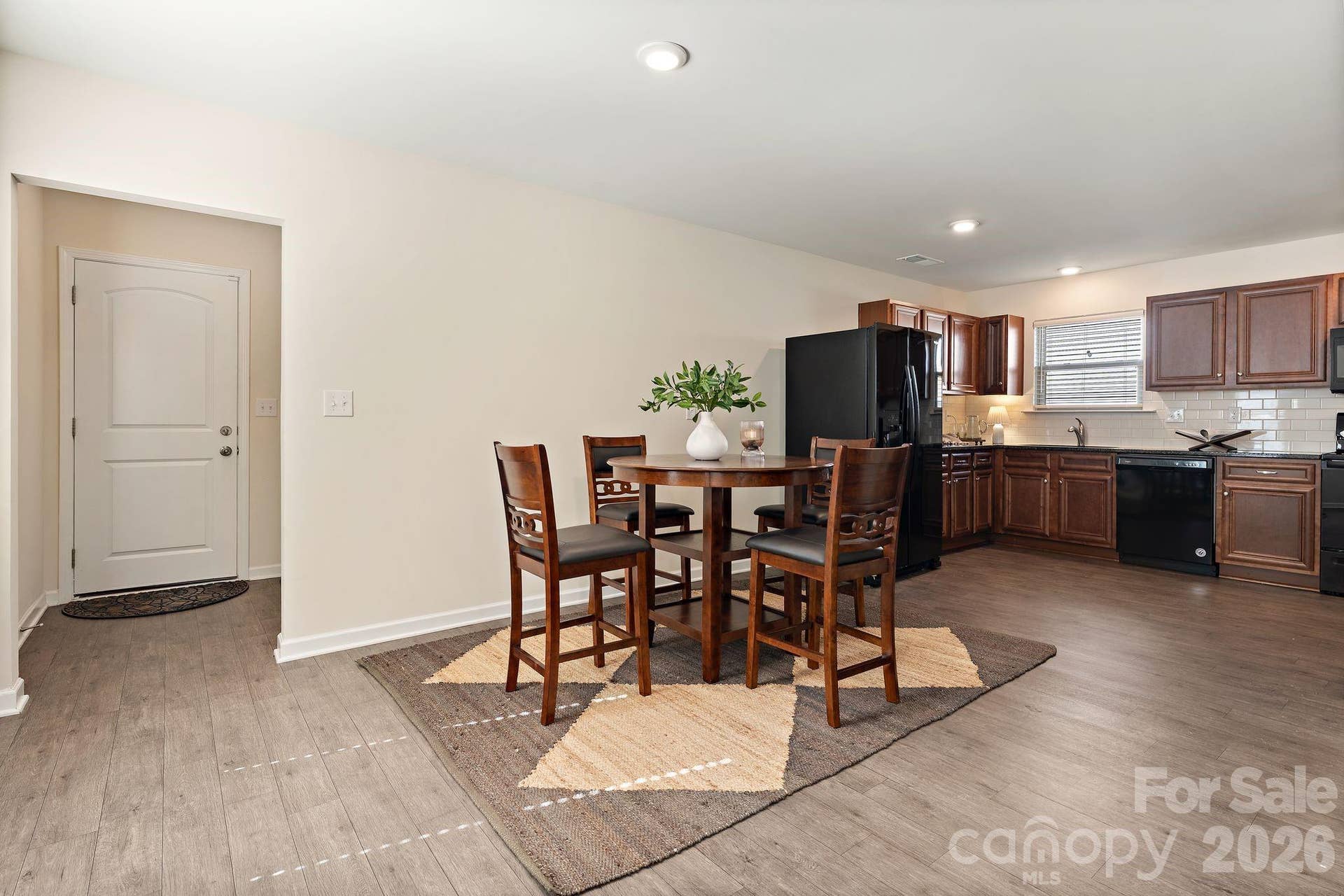 kitchen dining
