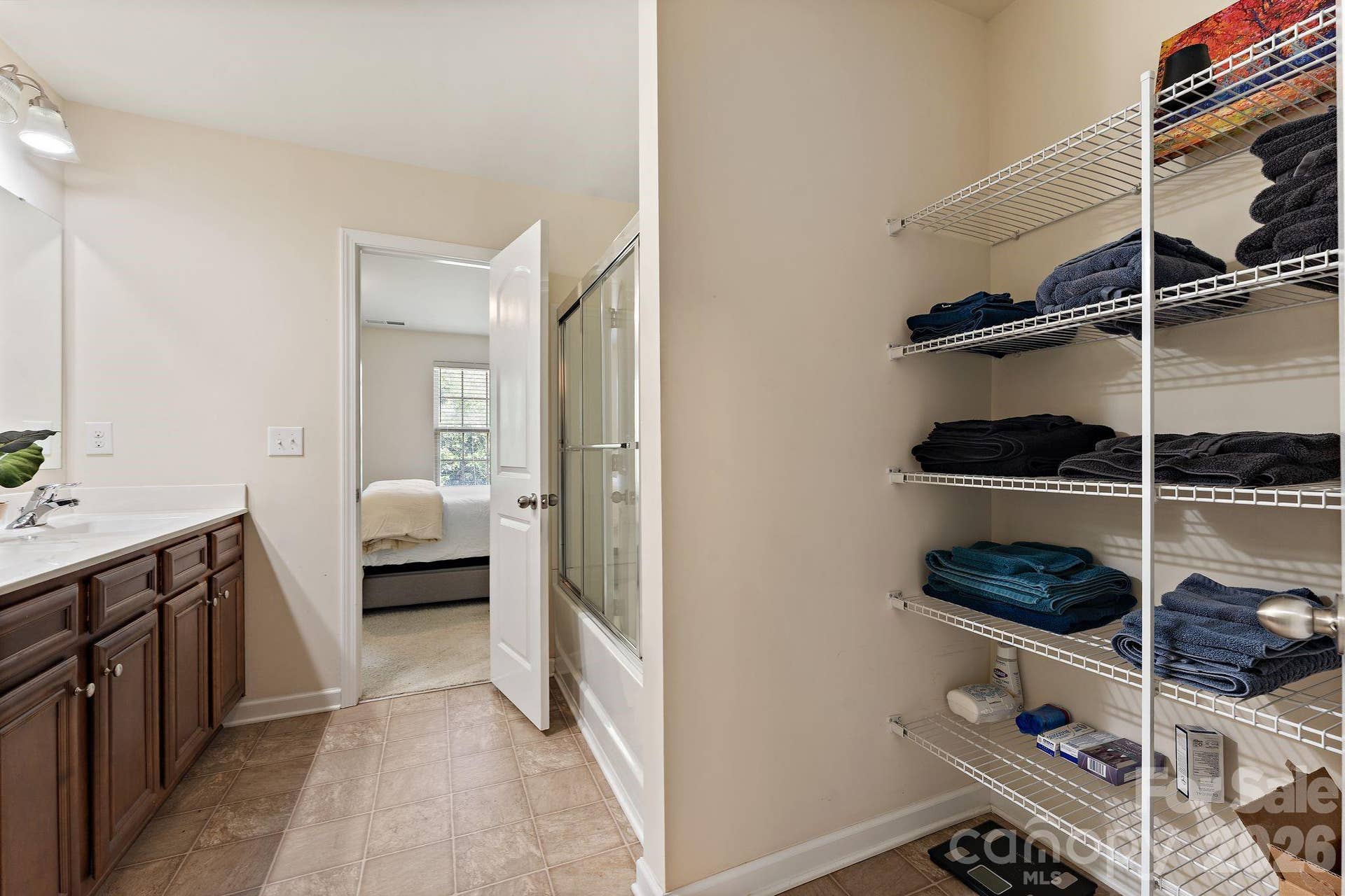 Bathroom #2