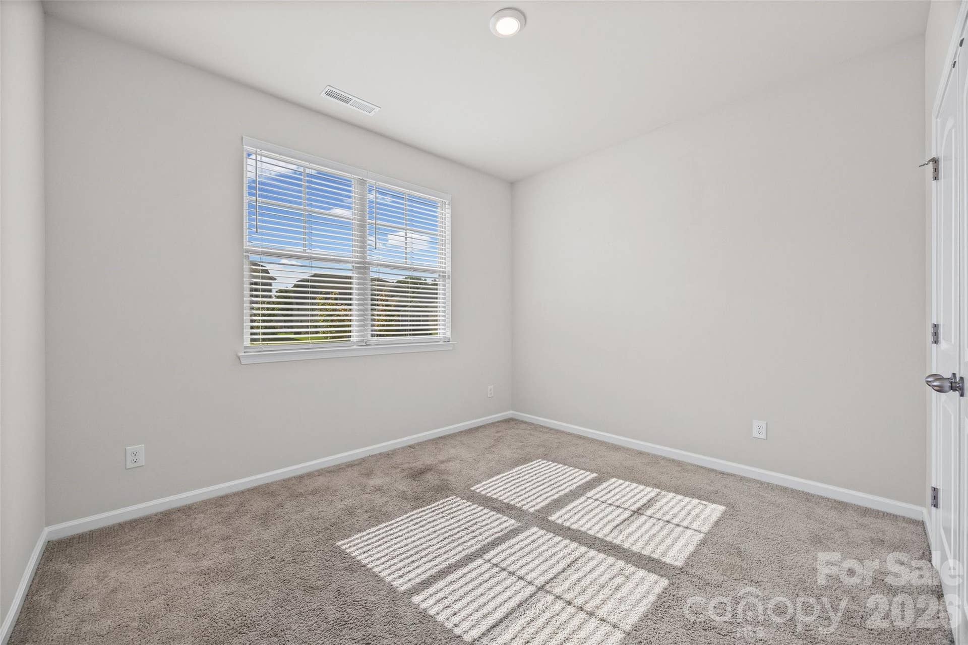 3036 Bluff Hill Lane, Charlotte, NC 28215 3036 Bluff Hill Lane, Charlotte, NC 28215