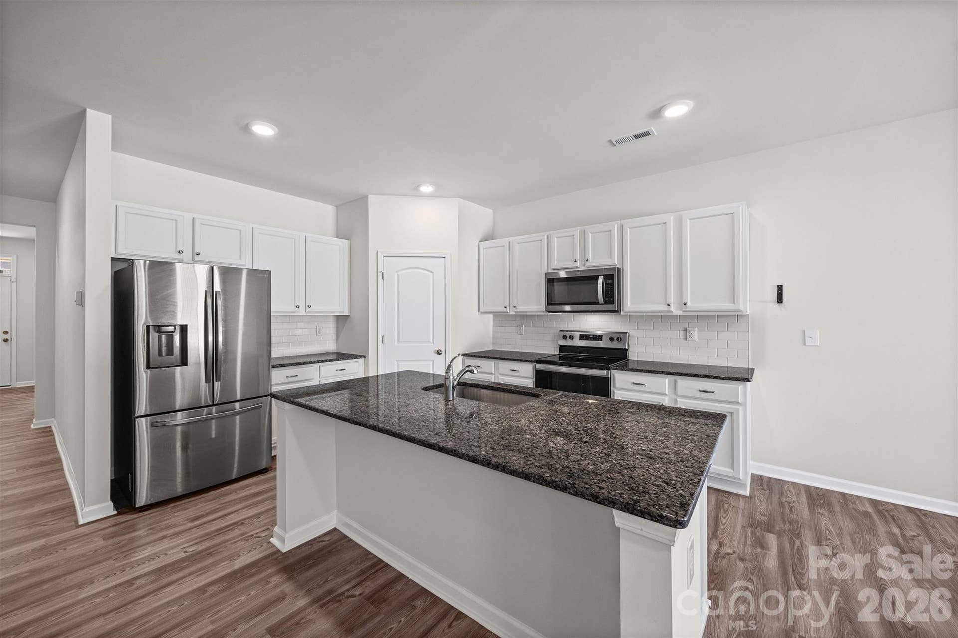 3036 Bluff Hill Lane, Charlotte, NC 28215 3036 Bluff Hill Lane, Charlotte, NC 28215