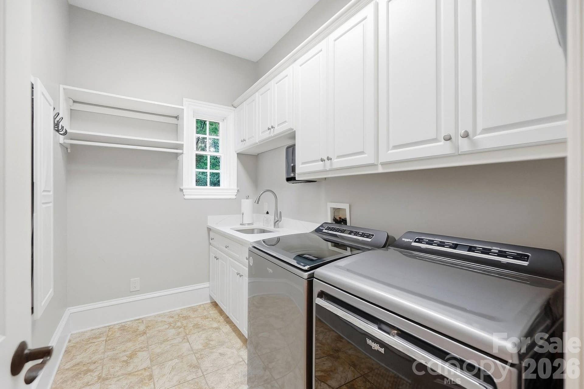 Large Laundry Room