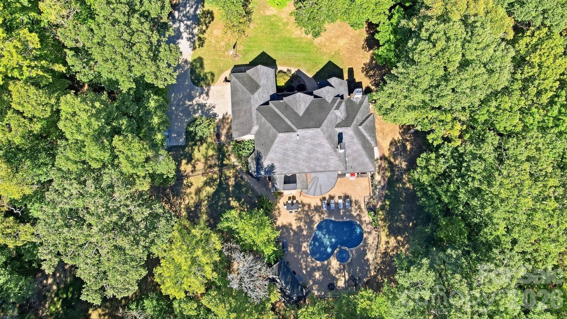 Secluded 3 acre Lot
