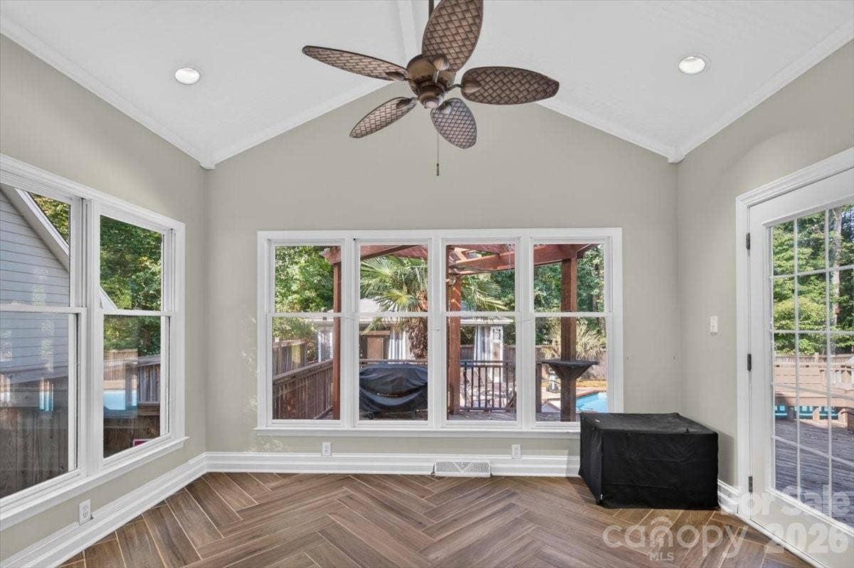 2230 Raven Drive, Rock Hill, SC 29732 2230 Raven Drive, Rock Hill, SC 29732