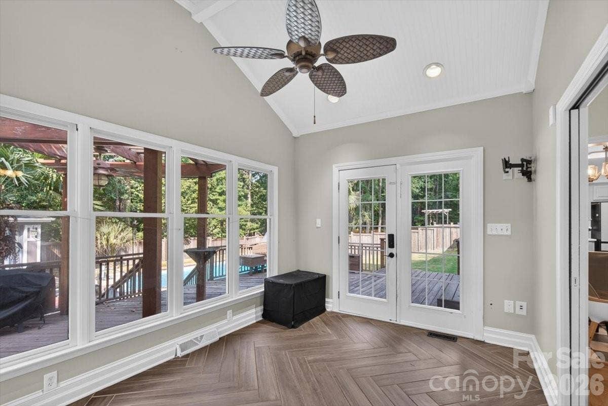 2230 Raven Drive, Rock Hill, SC 29732 2230 Raven Drive, Rock Hill, SC 29732