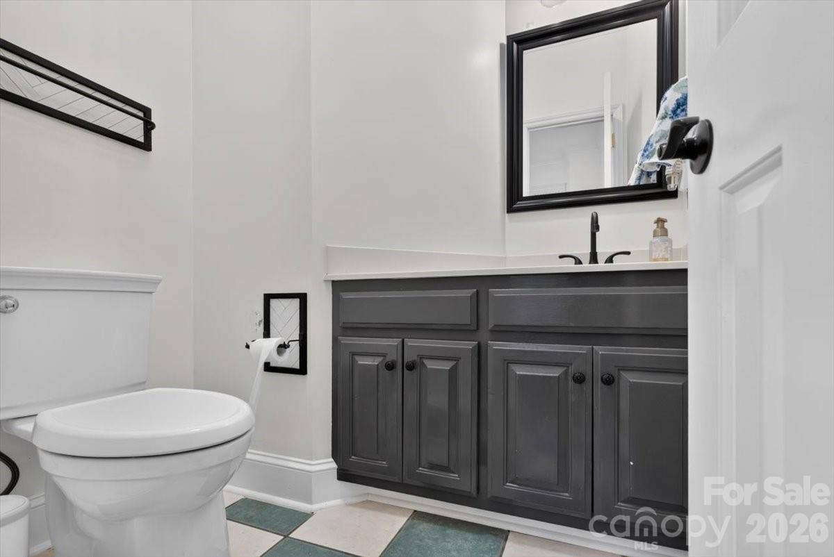 2230 Raven Drive, Rock Hill, SC 29732 2230 Raven Drive, Rock Hill, SC 29732