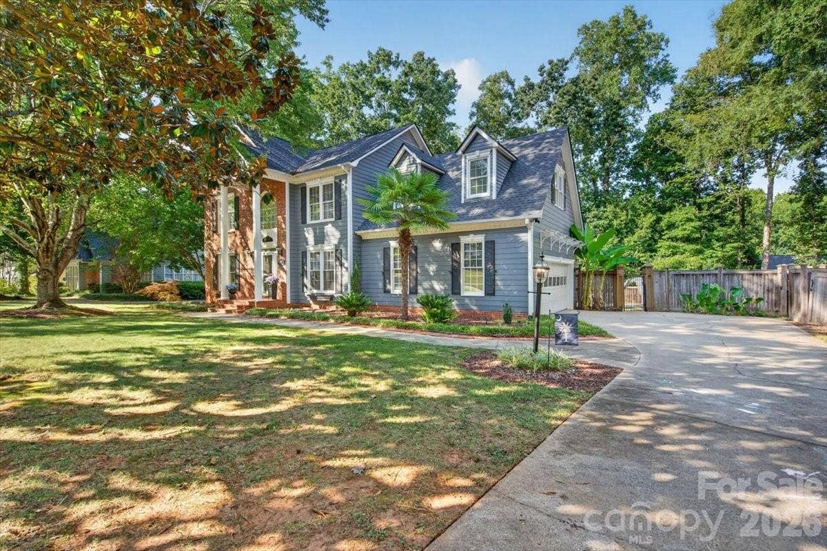 2230 Raven Drive, Rock Hill, SC 29732 2230 Raven Drive, Rock Hill, SC 29732