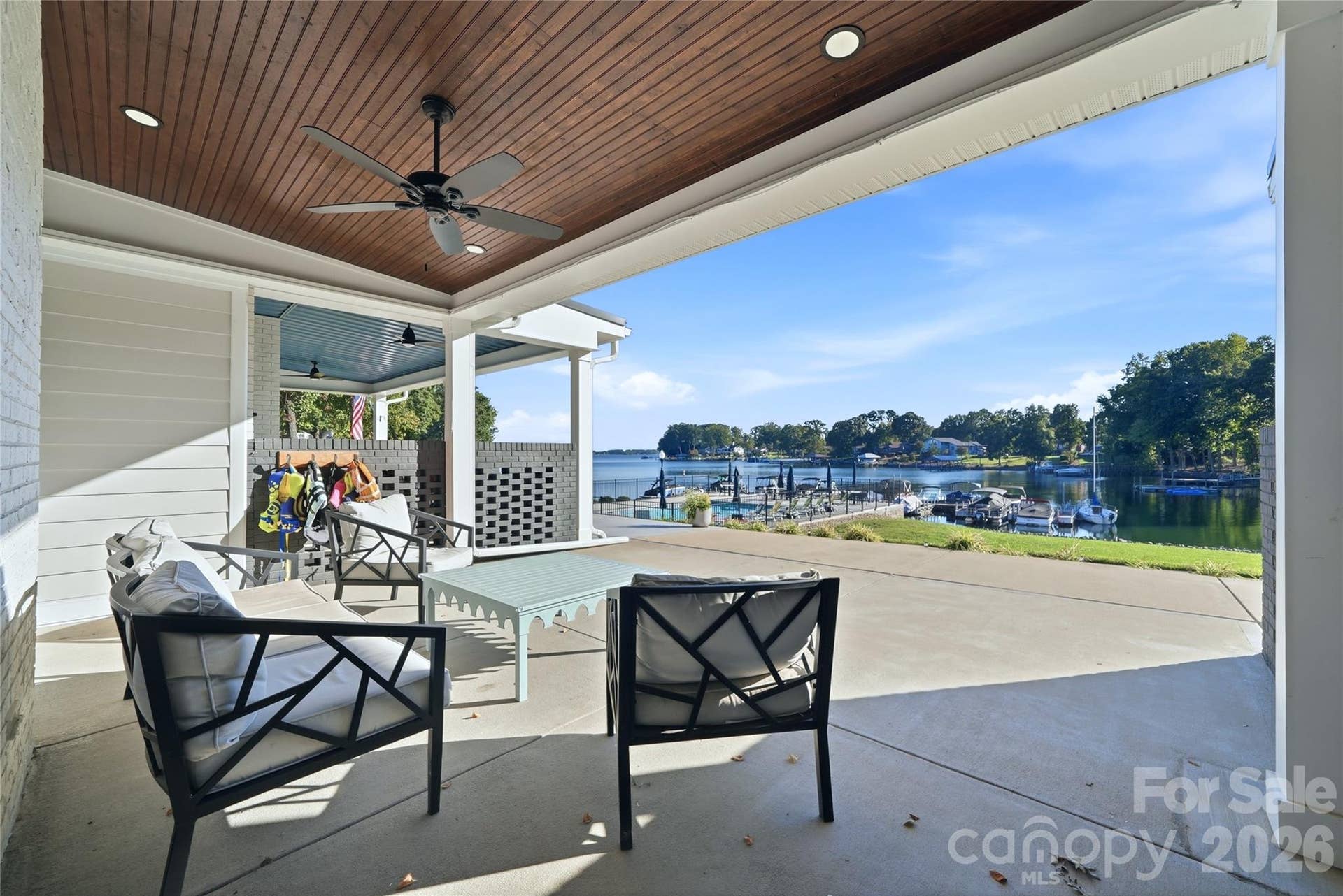 8014 Westcape Drive, Denver, NC 28037