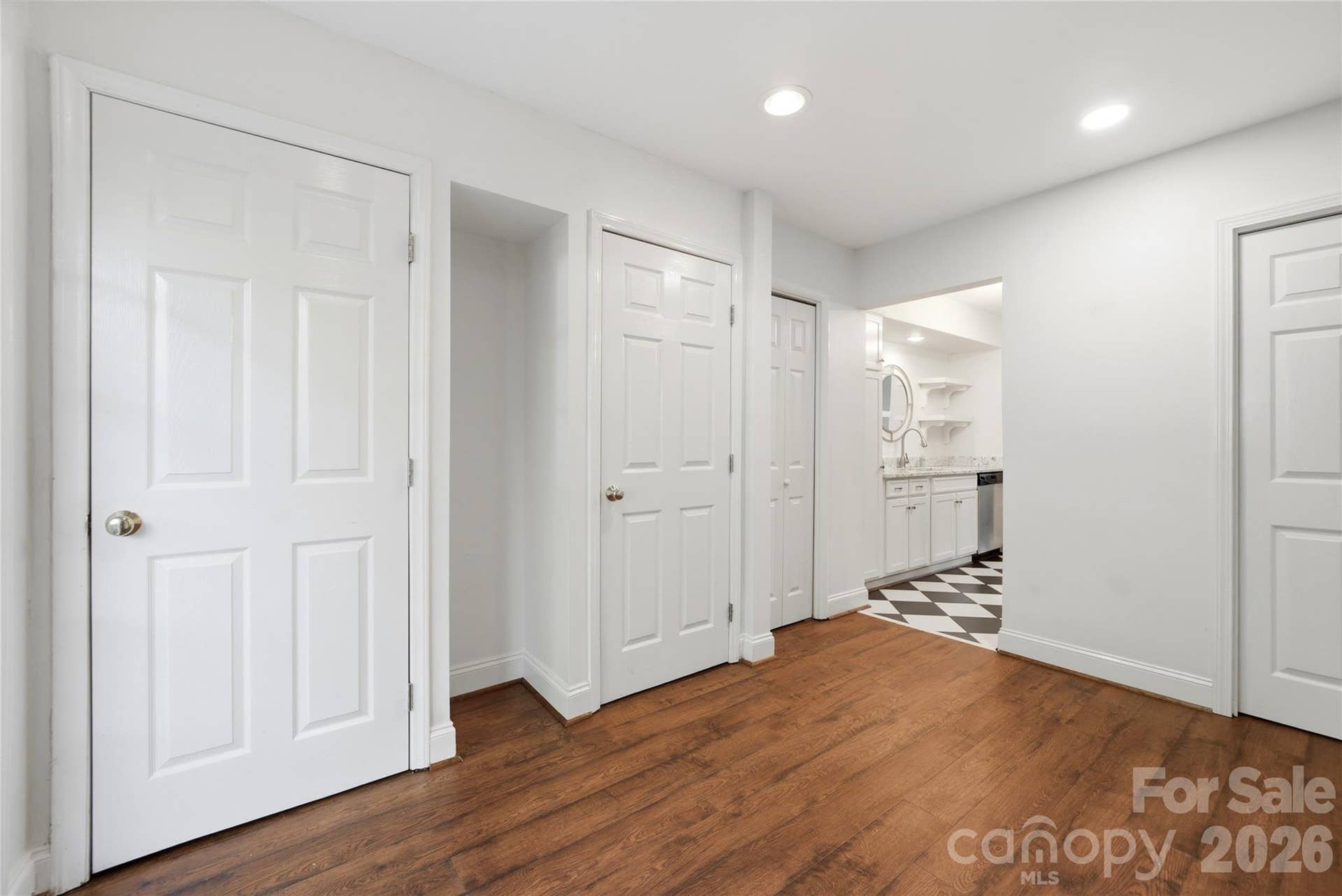 8014 Westcape Drive, Denver, NC 28037