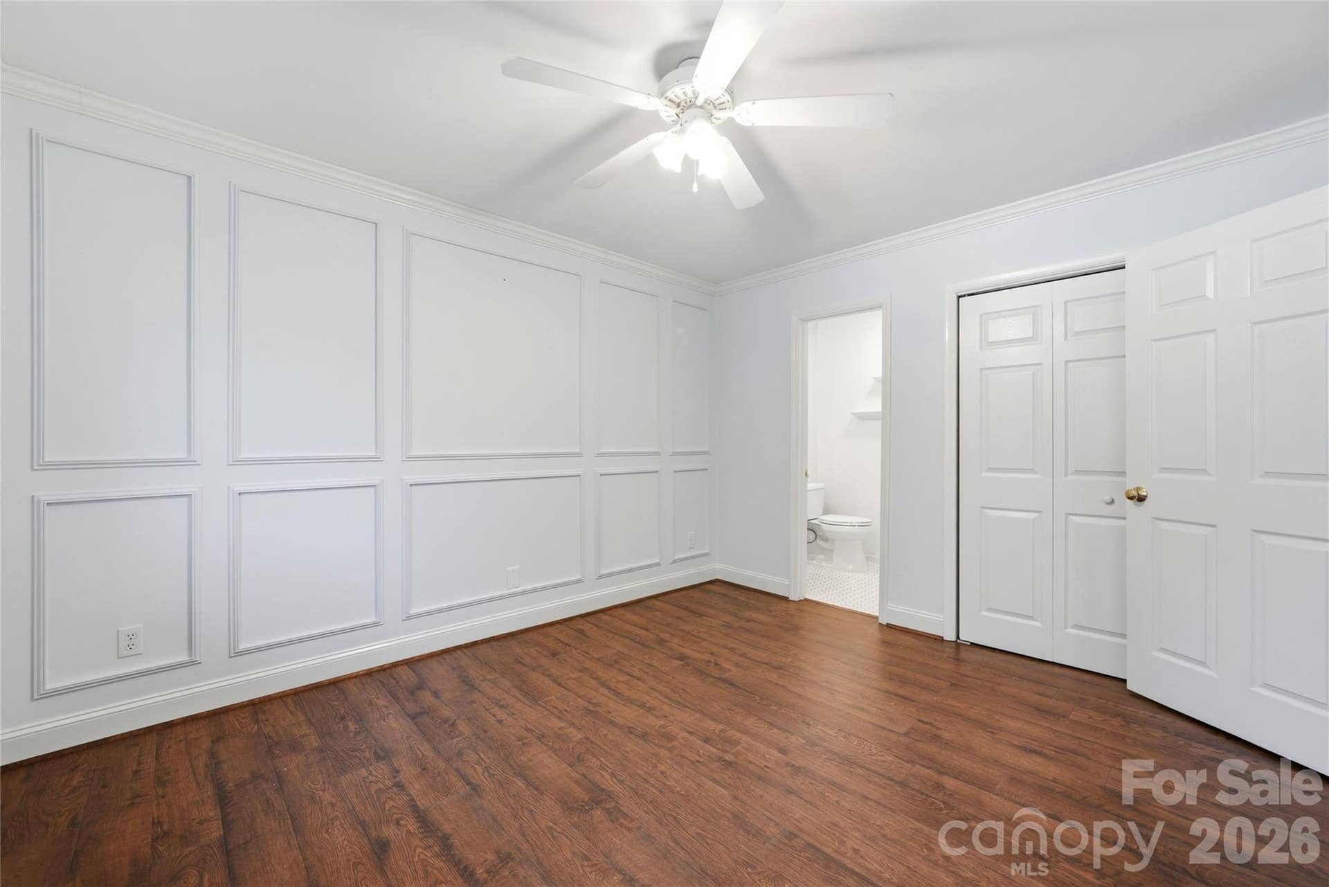 8014 Westcape Drive, Denver, NC 28037