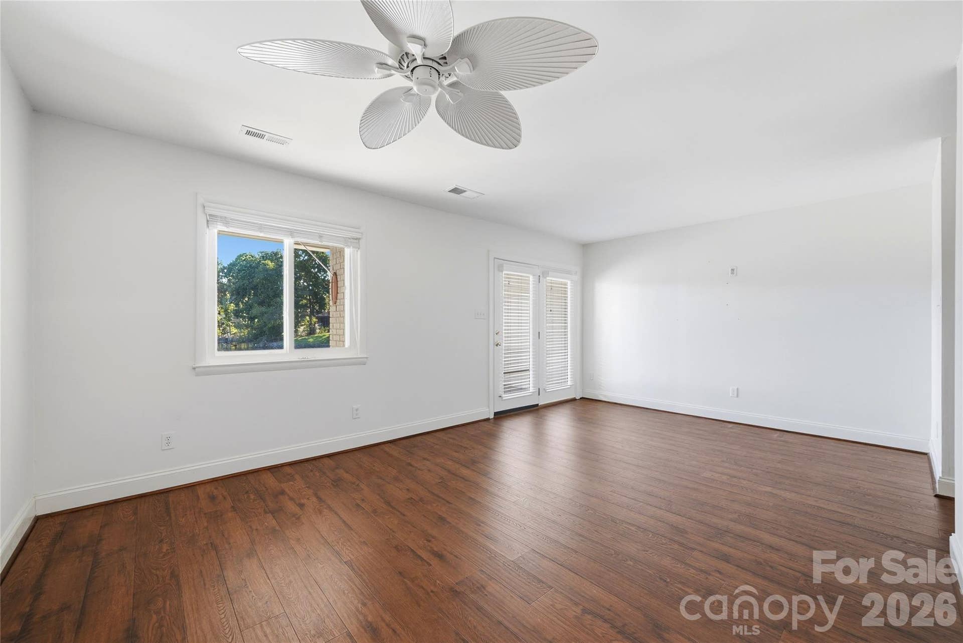 8014 Westcape Drive, Denver, NC 28037