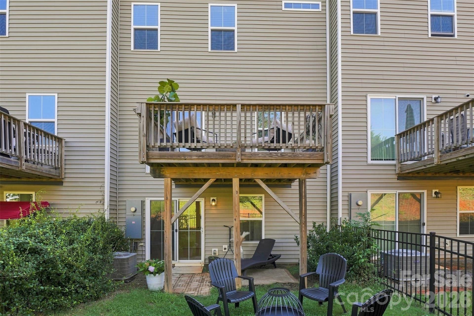 2586 Grantham Place Drive, Fort Mill, SC 29715 2586 Grantham Place Drive, Fort Mill, SC 29715