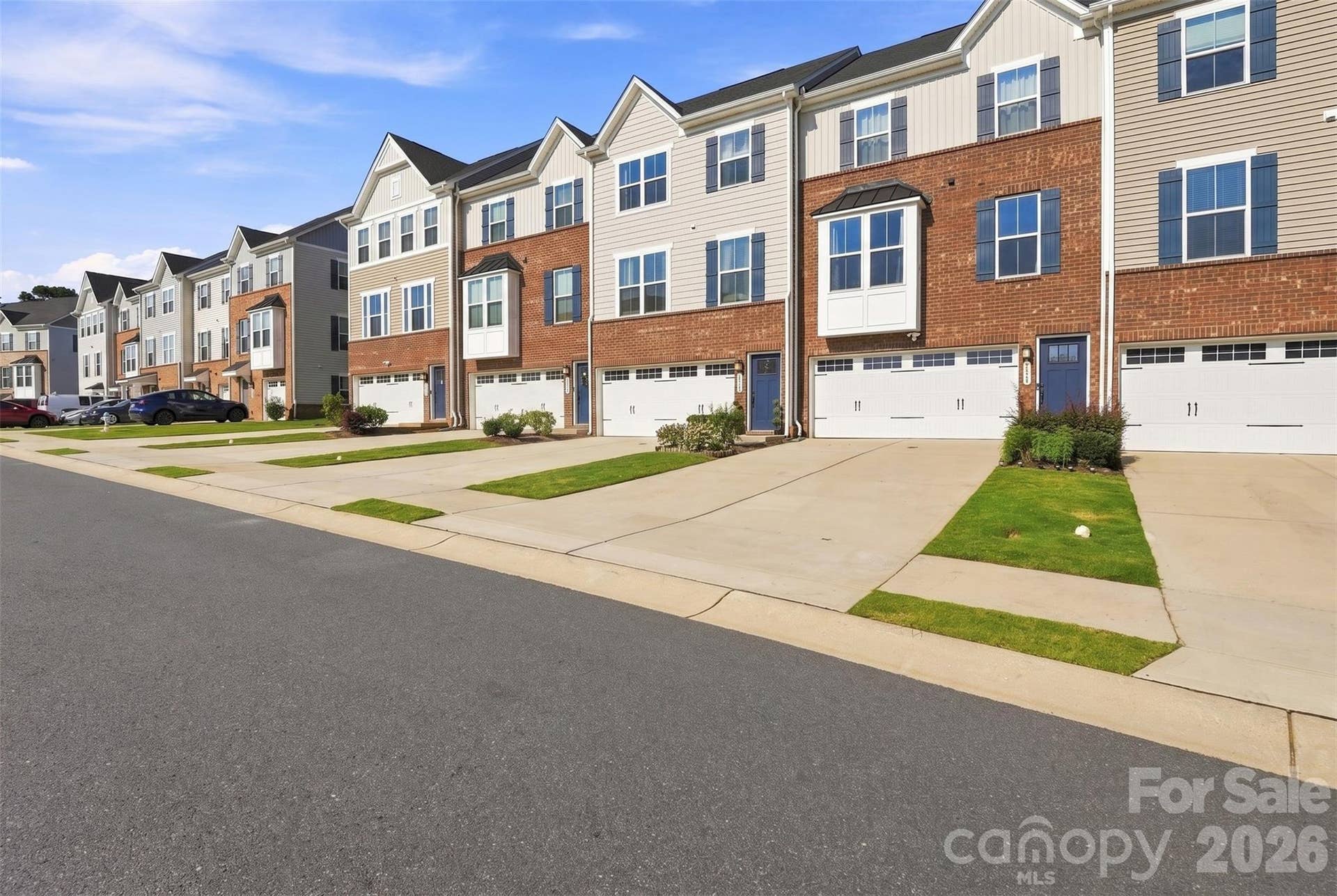 2586 Grantham Place Drive, Fort Mill, SC 29715 2586 Grantham Place Drive, Fort Mill, SC 29715